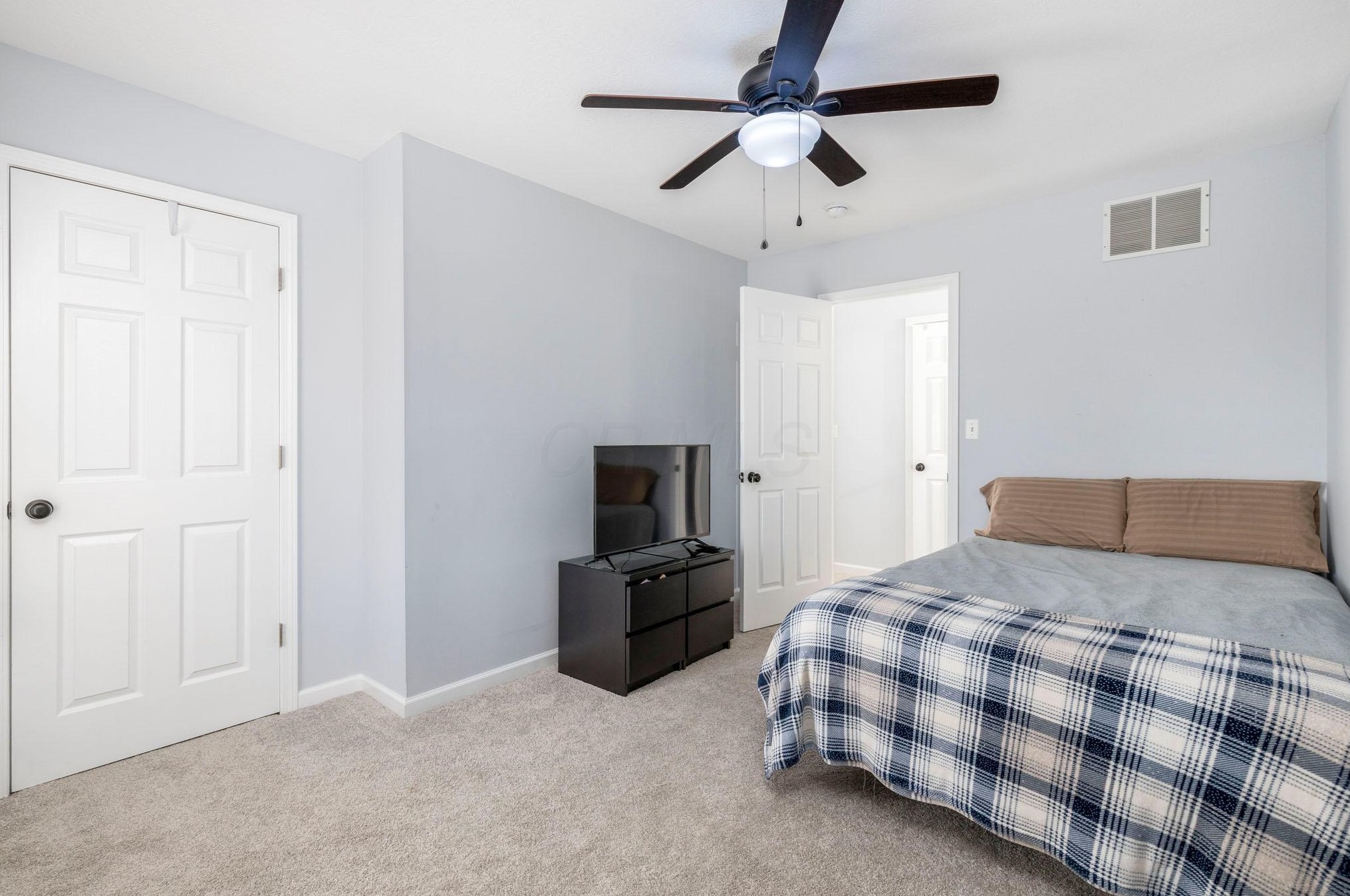 437 Taylor Ave, Columbus OH 43203-1227 exterior