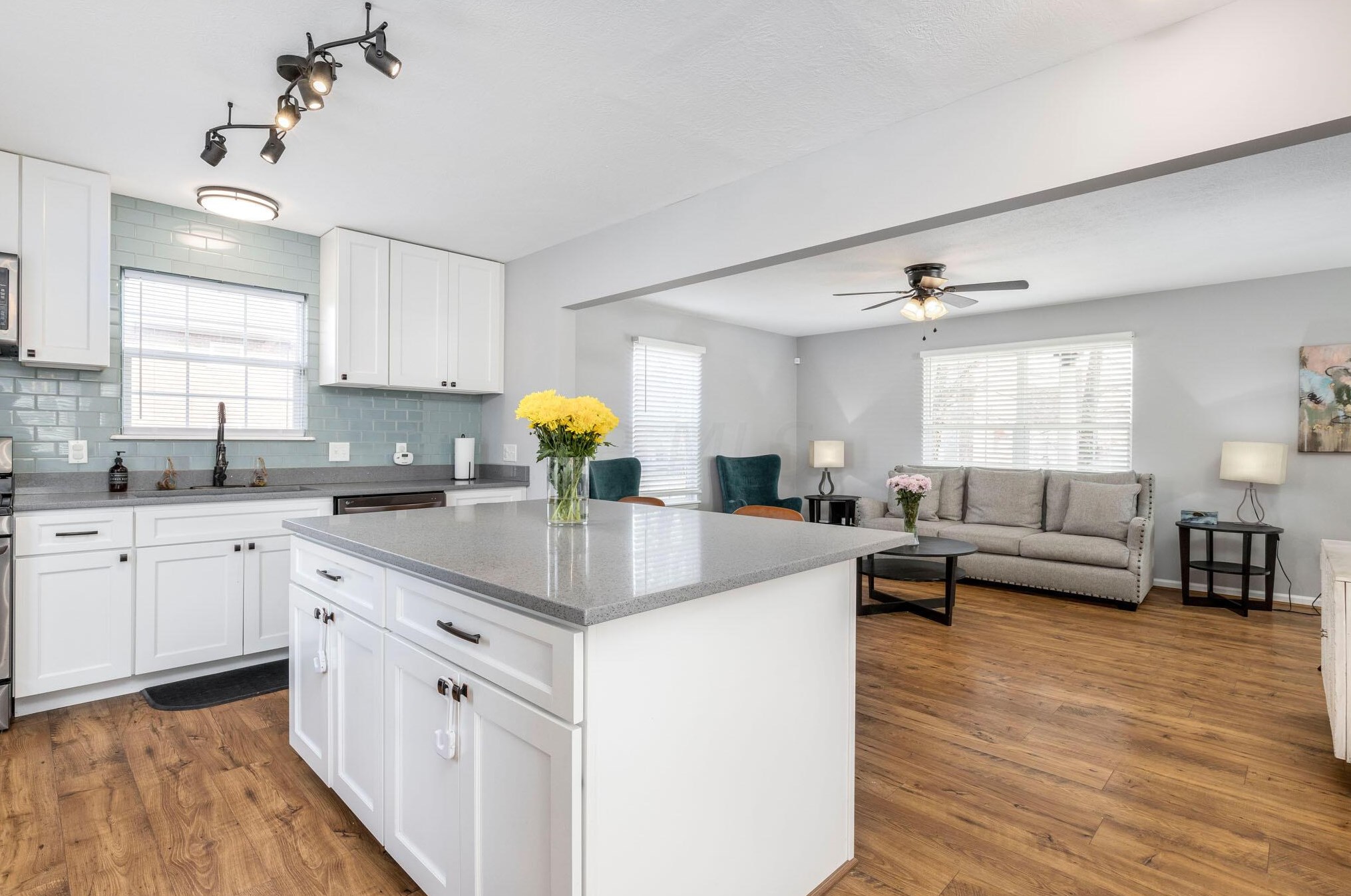 437 Taylor Ave, Columbus OH 43203-1227 exterior