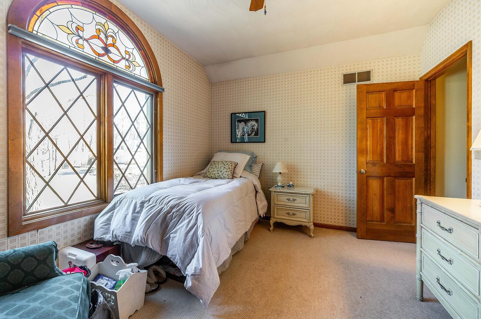 395 Meditation Ln, Columbus OH 43235-1456 exterior