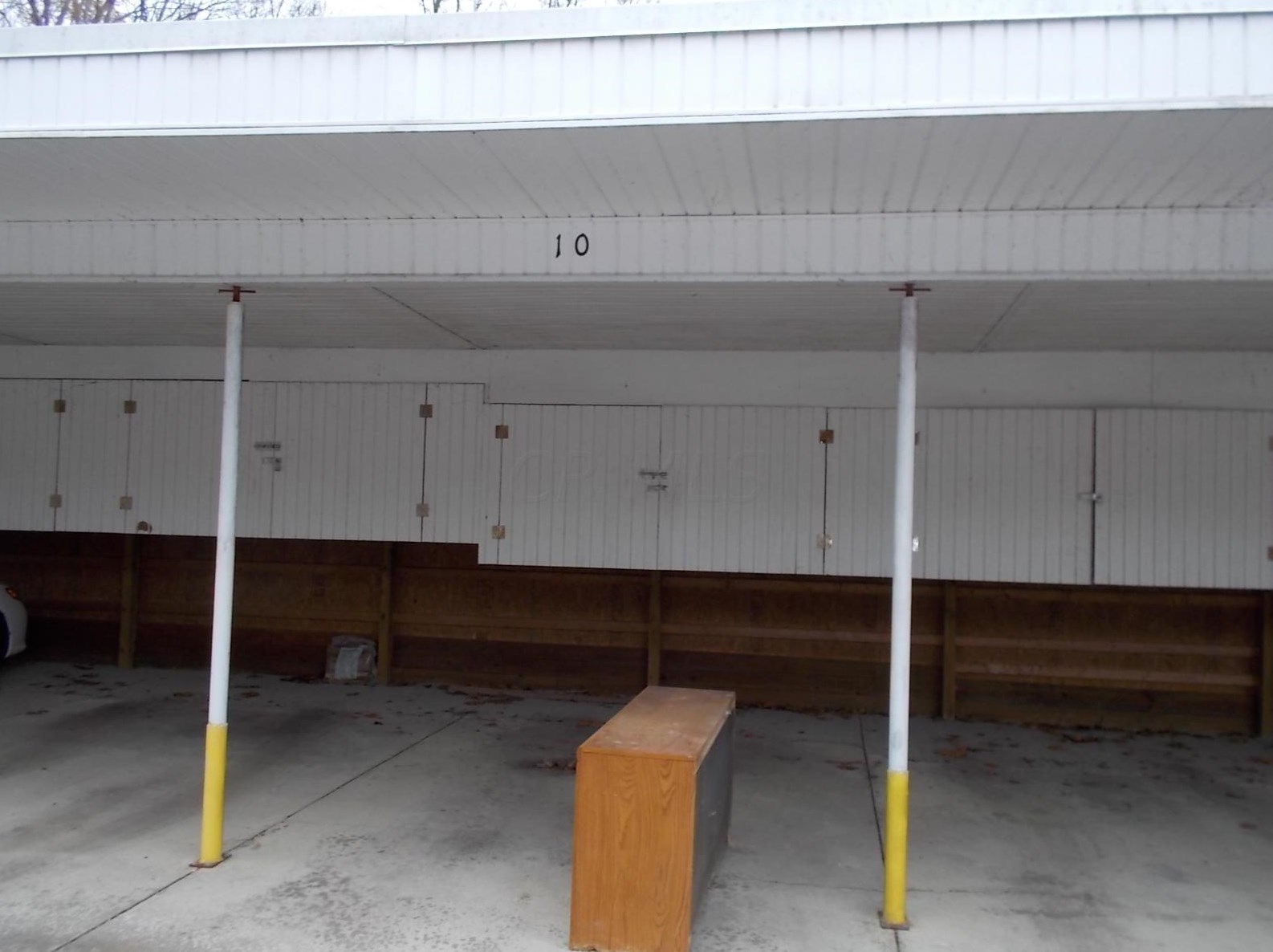 2793 Chateau Cir, Columbus OH  43221-2556 exterior