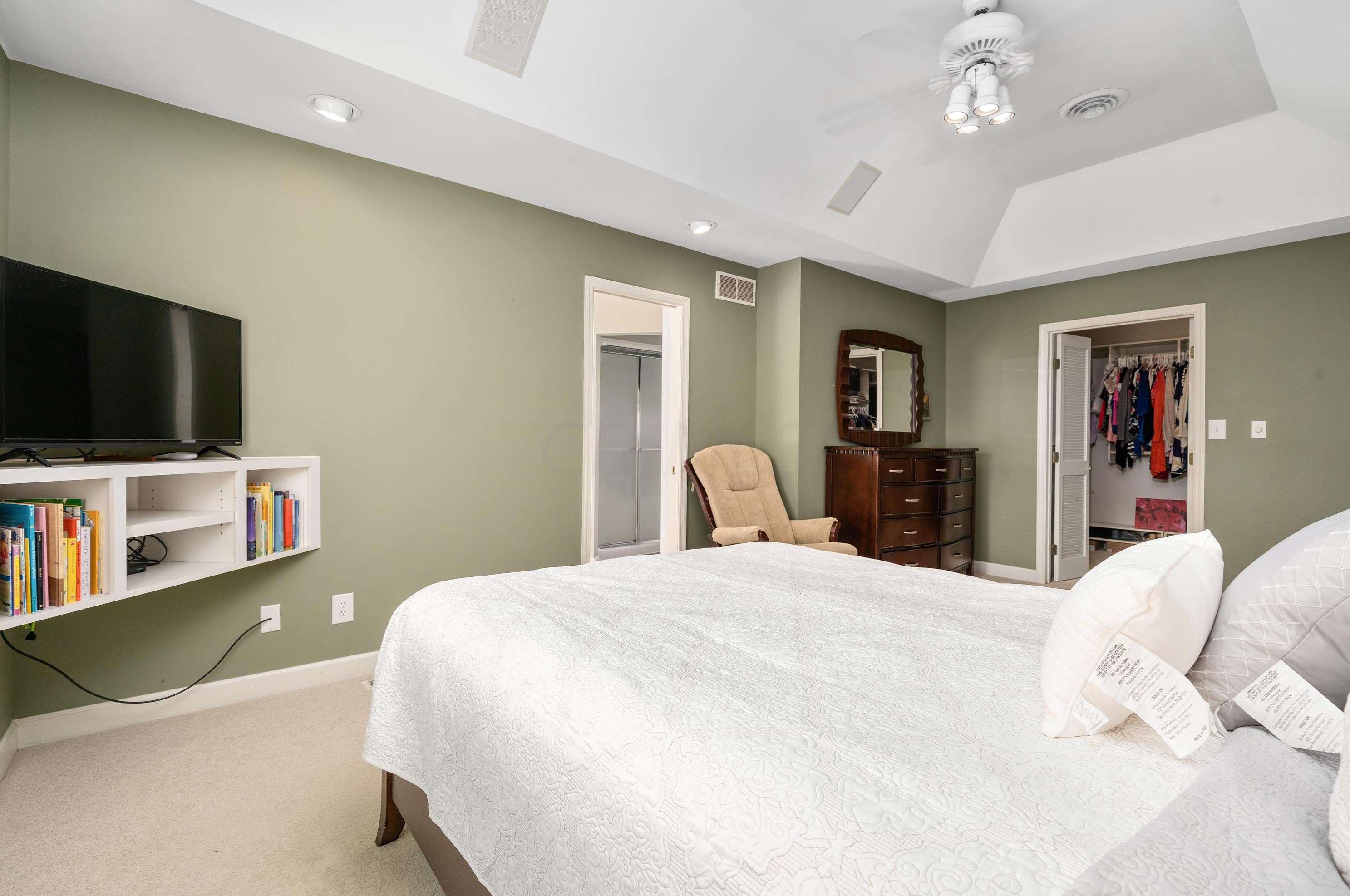 167 Roosevelt Ave, Columbus OH 43209-1558 exterior