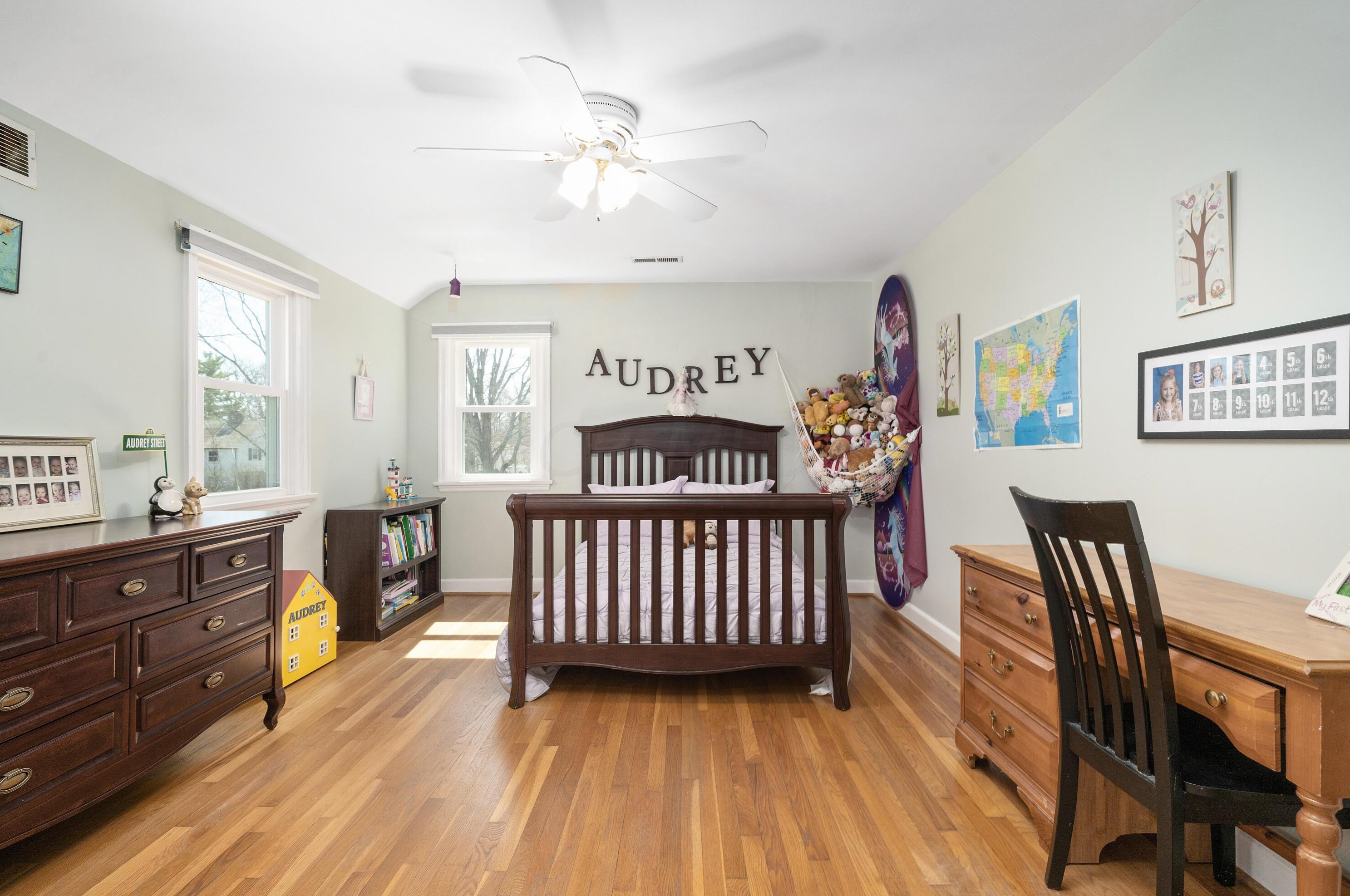 167 Roosevelt Ave, Columbus OH 43209-1558 exterior