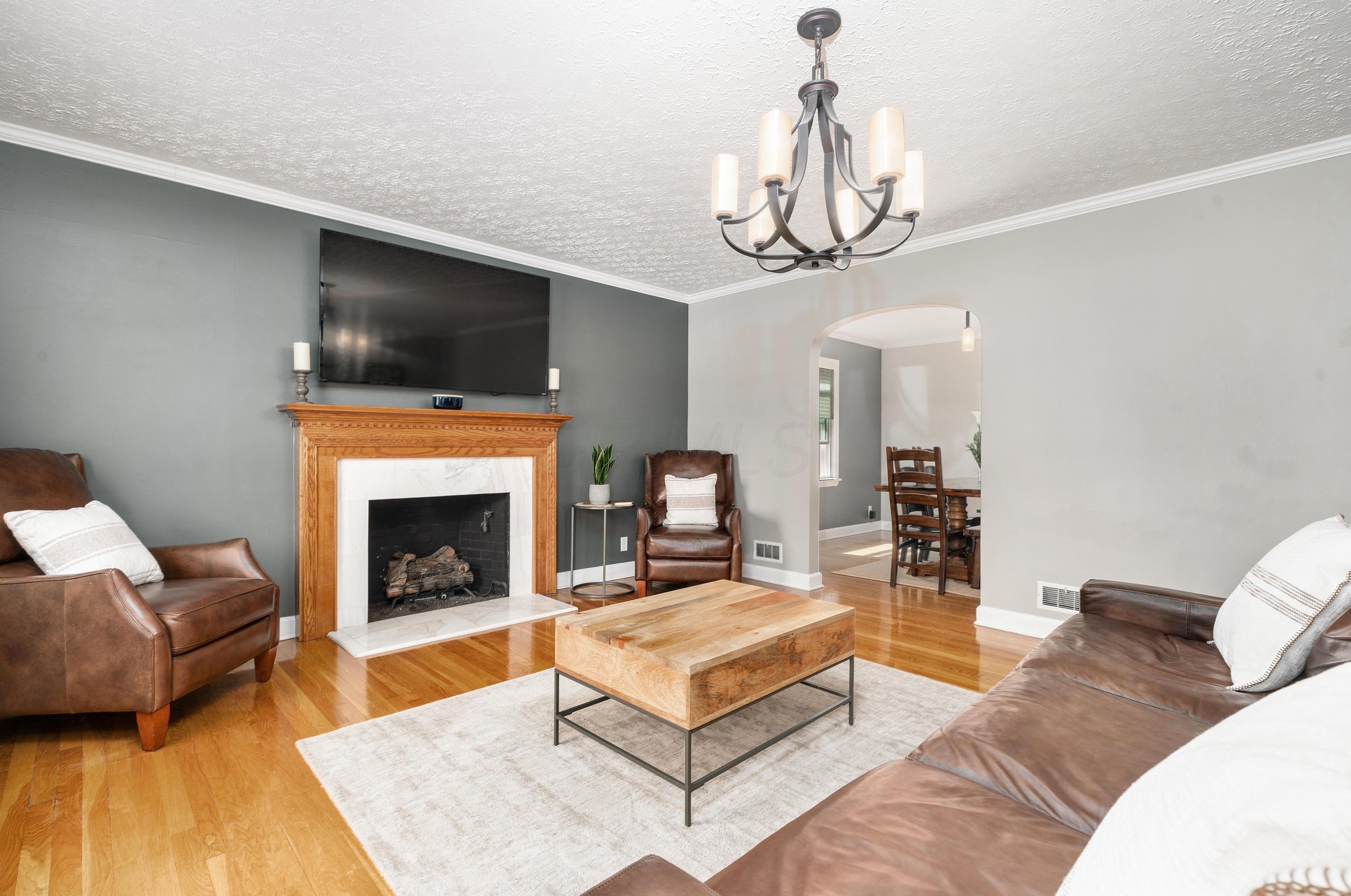 167 Roosevelt Ave, Columbus OH 43209-1558 exterior