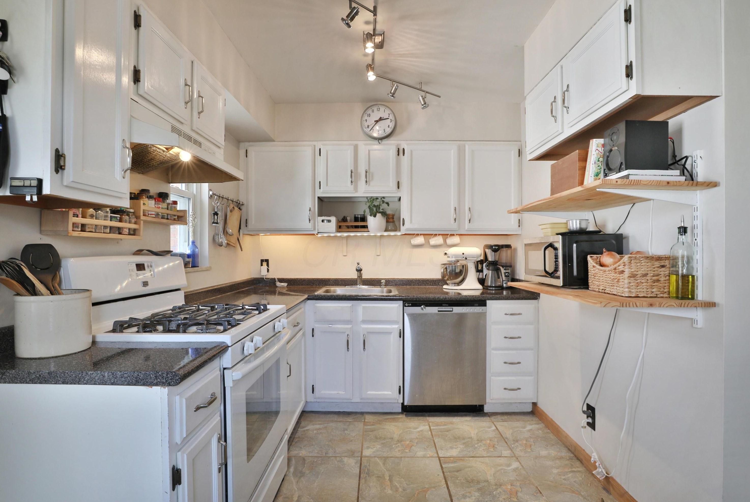 914 Chesterfield Rd, Columbus OH 43209-1511 exterior