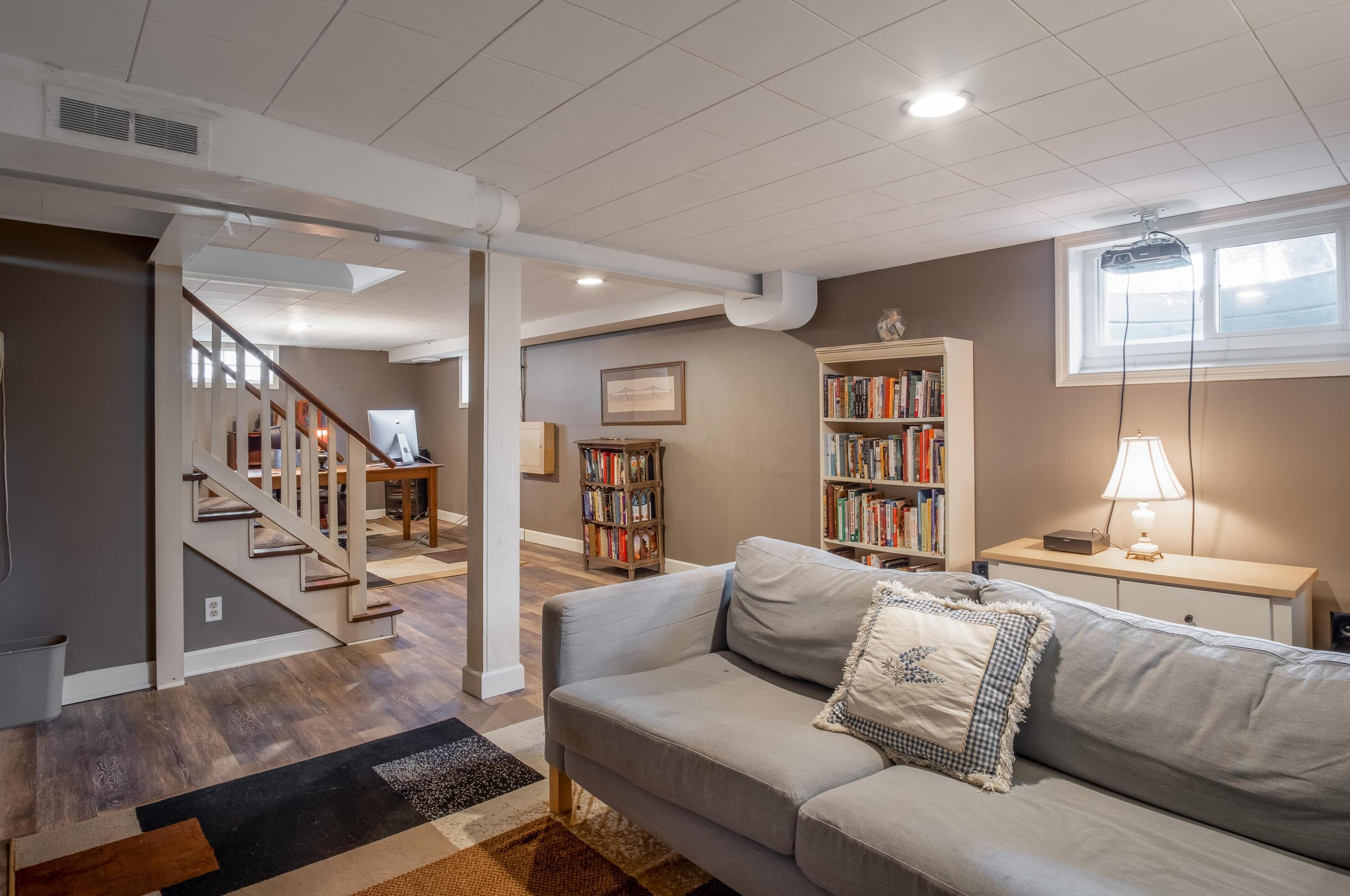 2579 Berwyn Rd, Columbus OH 43221-3205 exterior