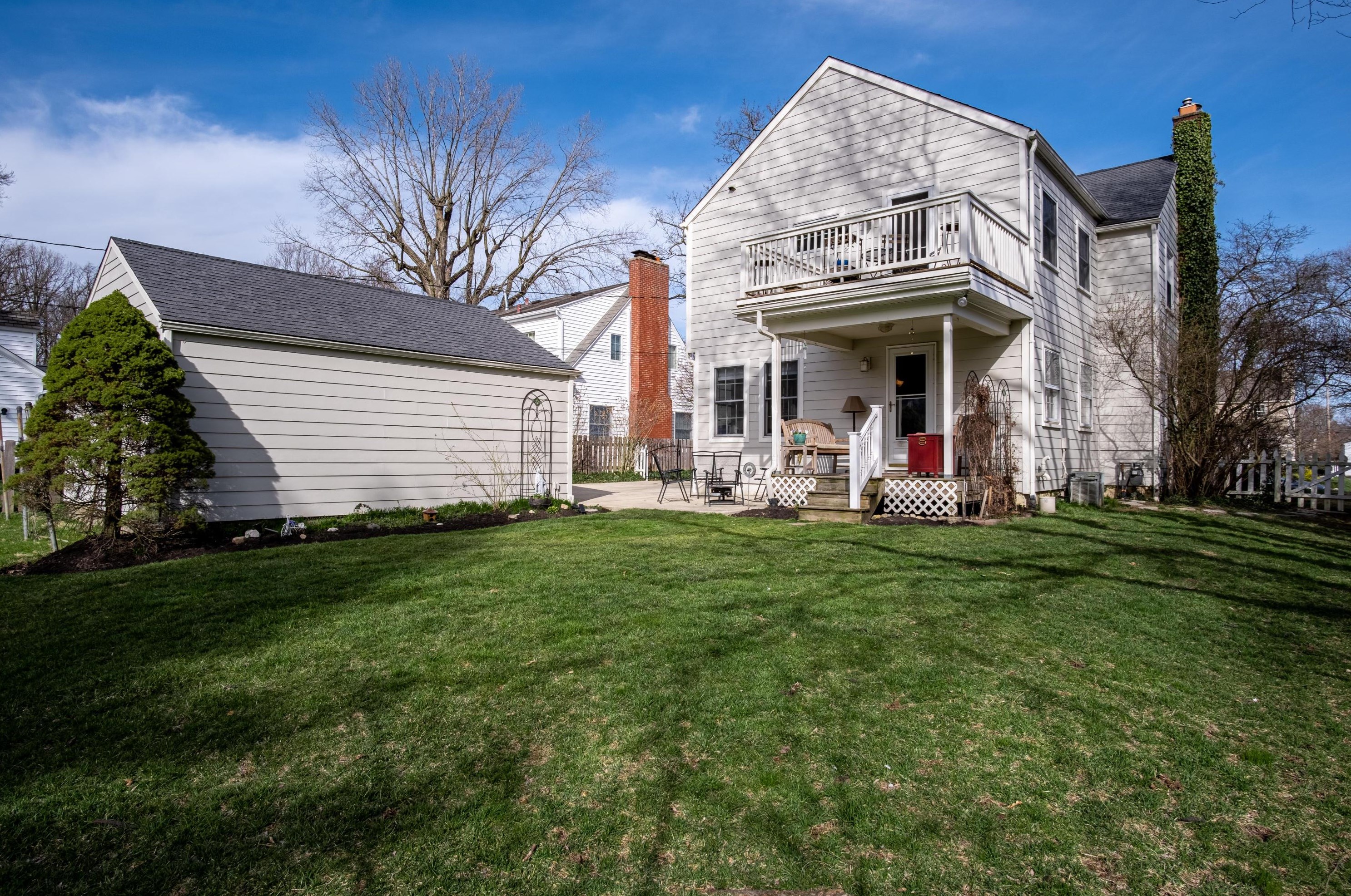 2579 Berwyn Rd, Columbus OH 43221-3205 exterior