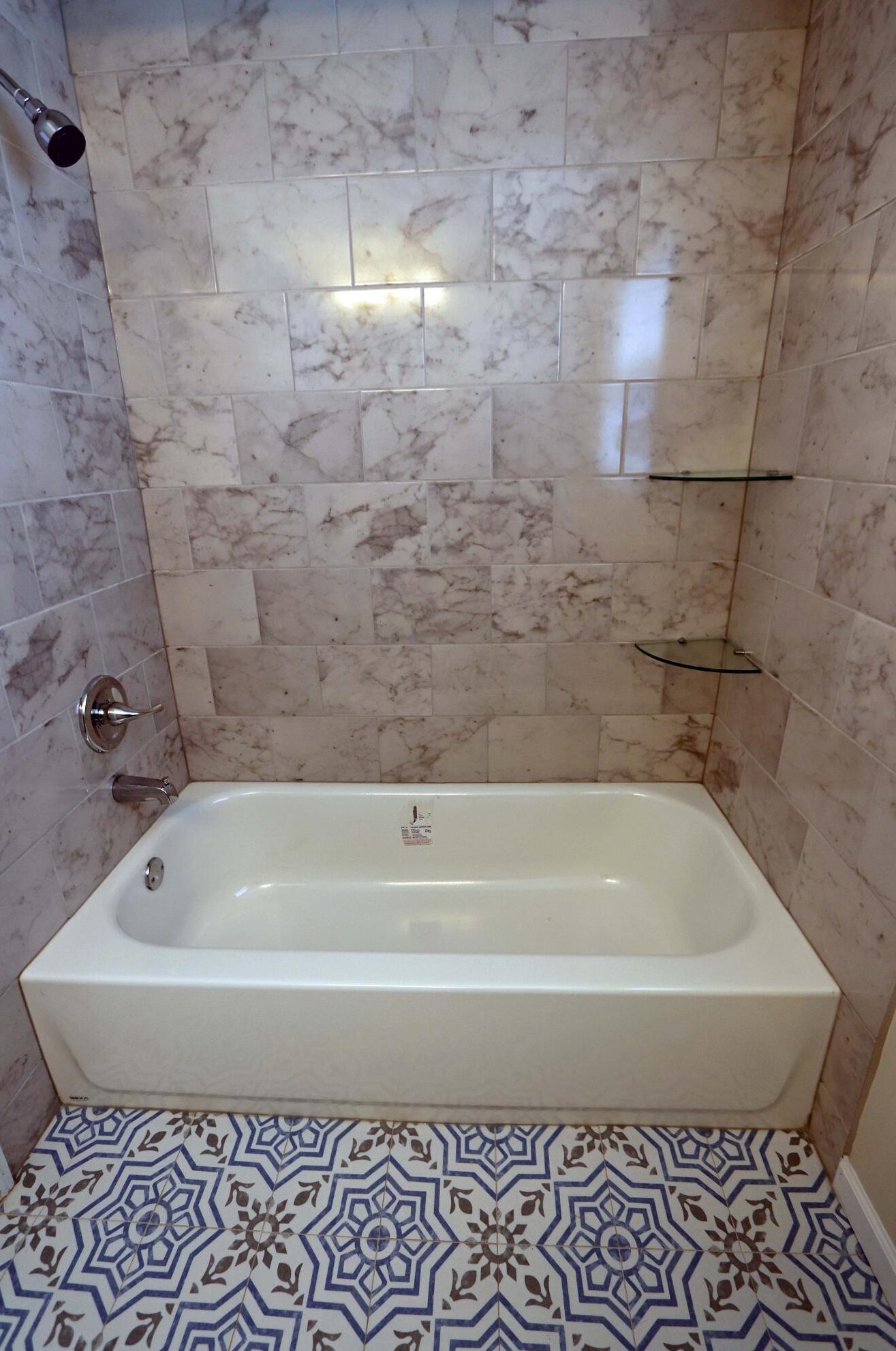 1181 Kelton Ave, Columbus OH 43205-2423 exterior