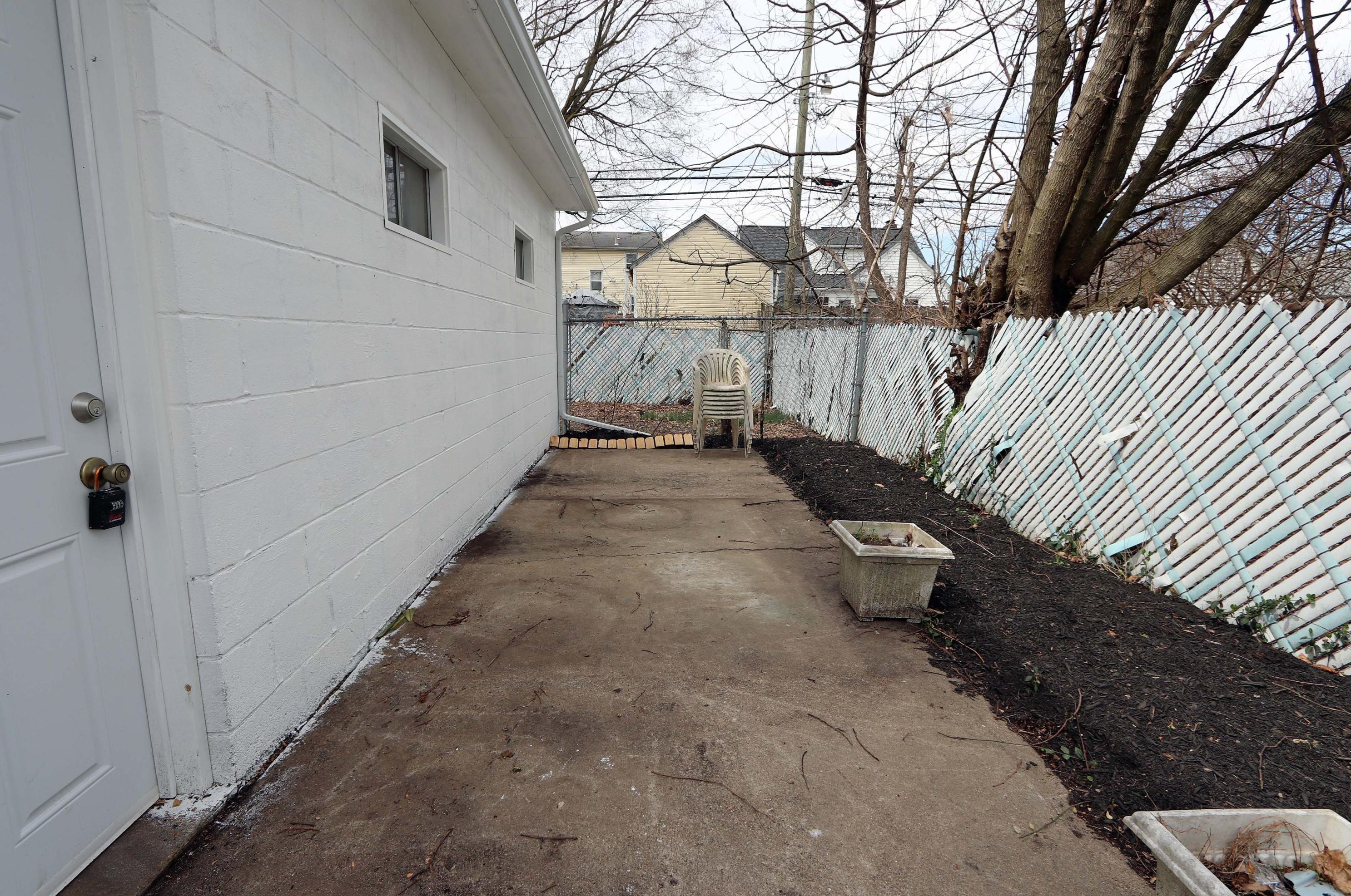 1181 Kelton Ave, Columbus OH 43205-2423 exterior