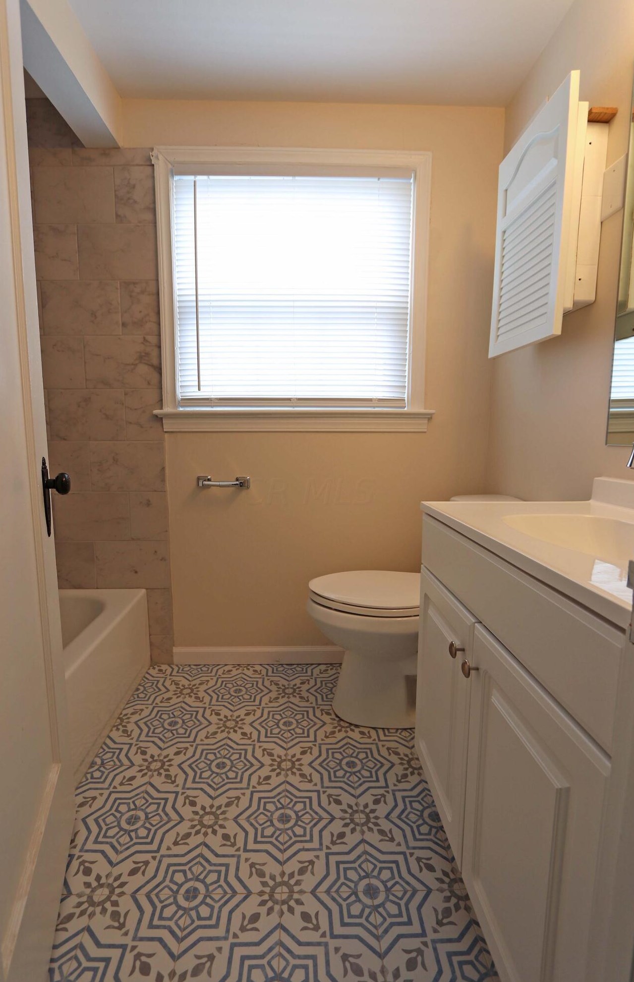 1181 Kelton Ave, Columbus OH 43205-2423 exterior