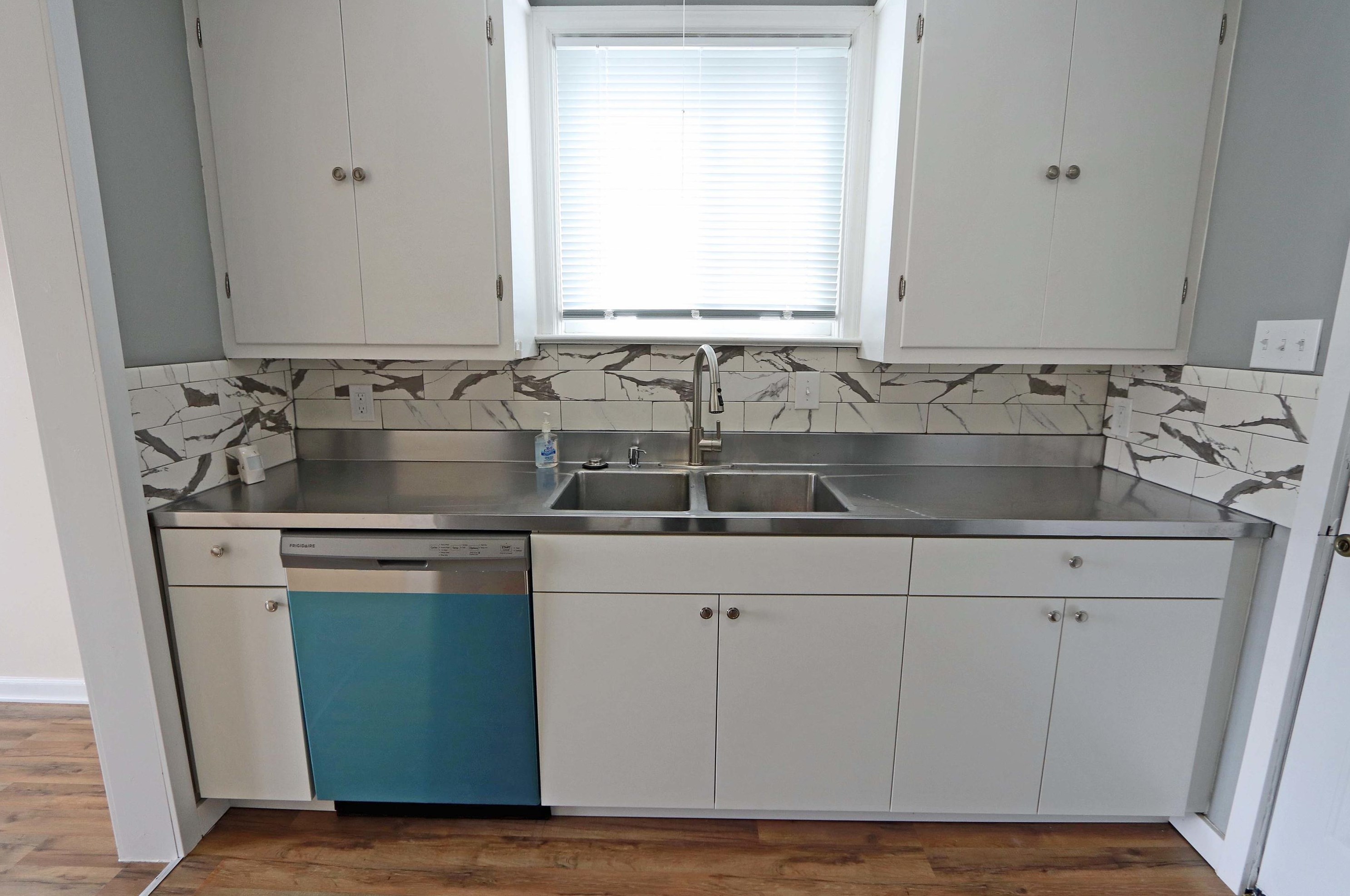 1181 Kelton Ave, Columbus OH 43205-2423 exterior