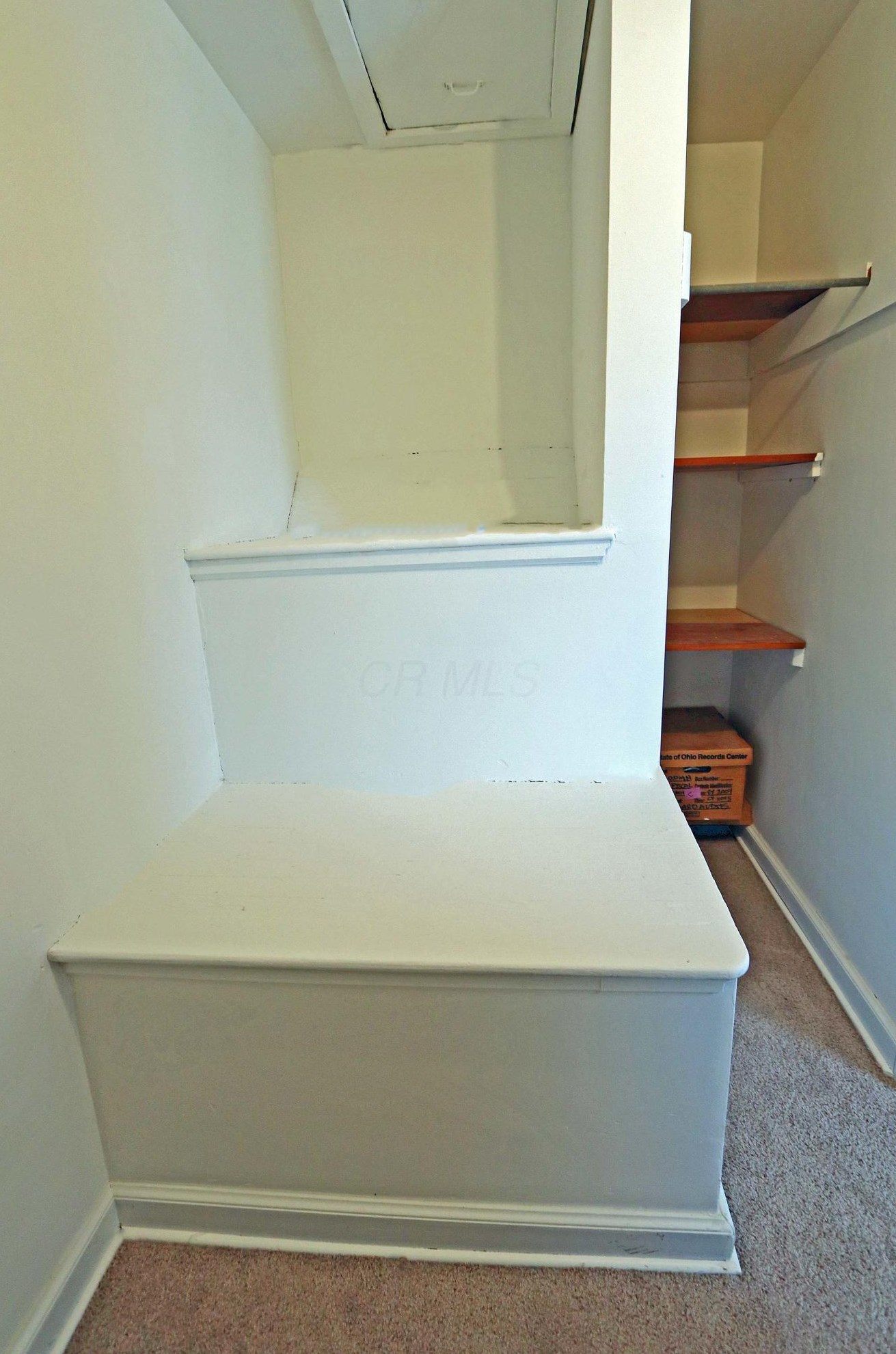 1181 Kelton Ave, Columbus OH 43205-2423 exterior