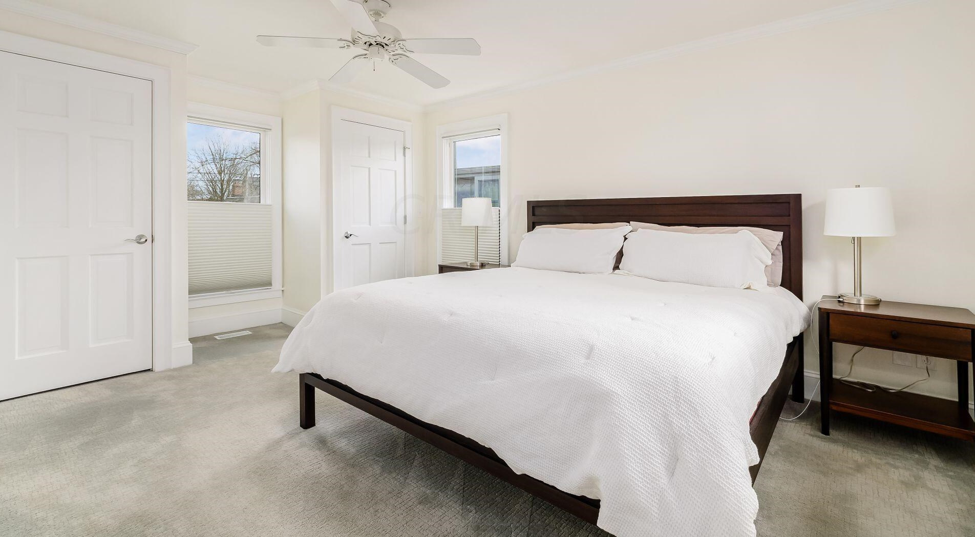 661 Grant Ave, Columbus OH 43215-2146 exterior