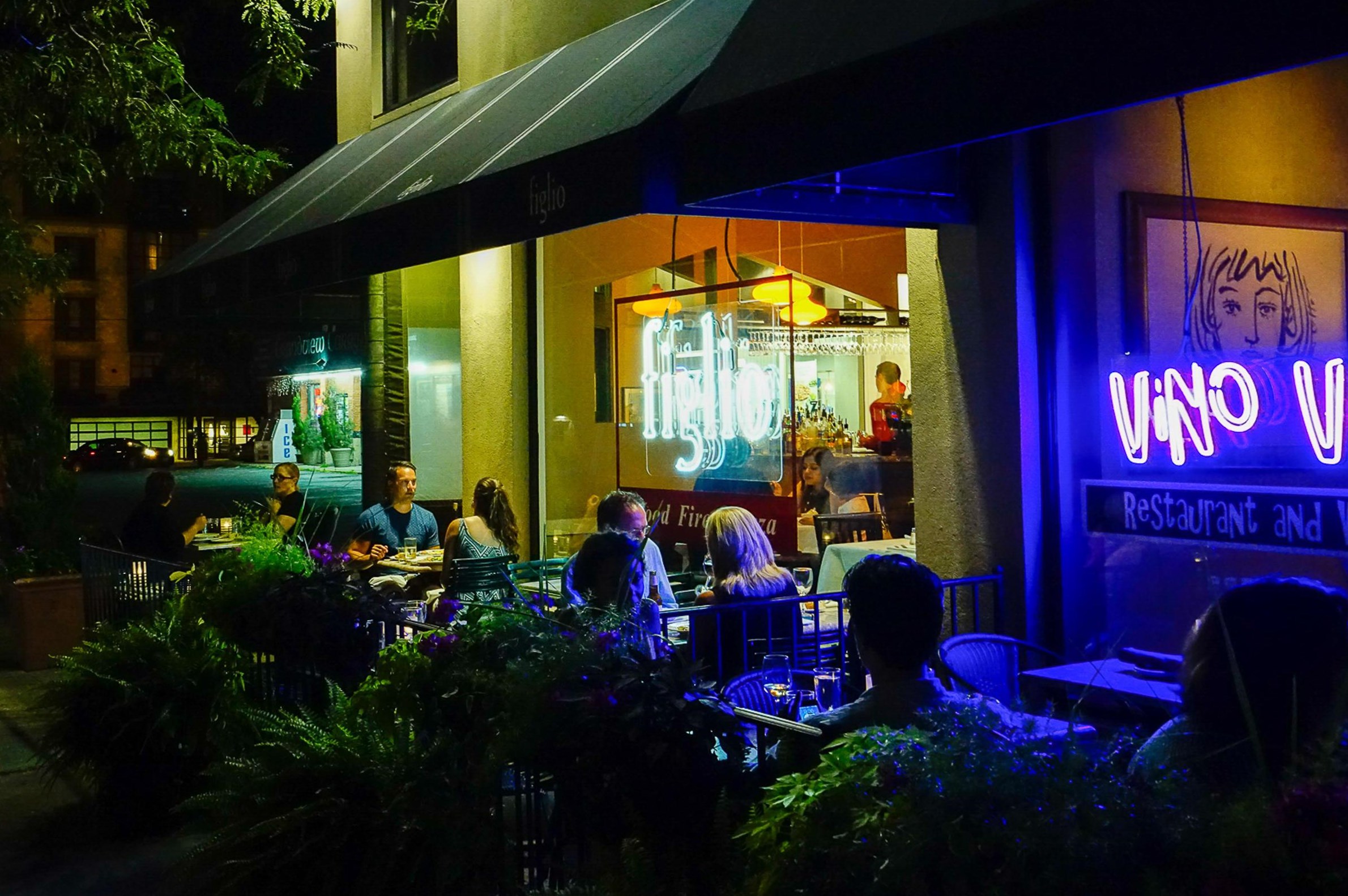 1052 2 Ave, Columbus OH 43201-3761 exterior