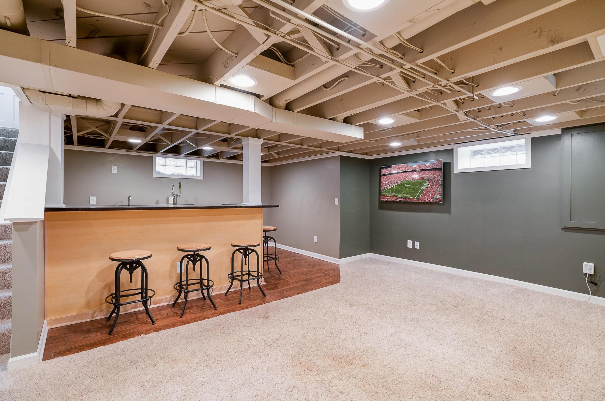 1052 2 Ave, Columbus OH 43201-3761 exterior