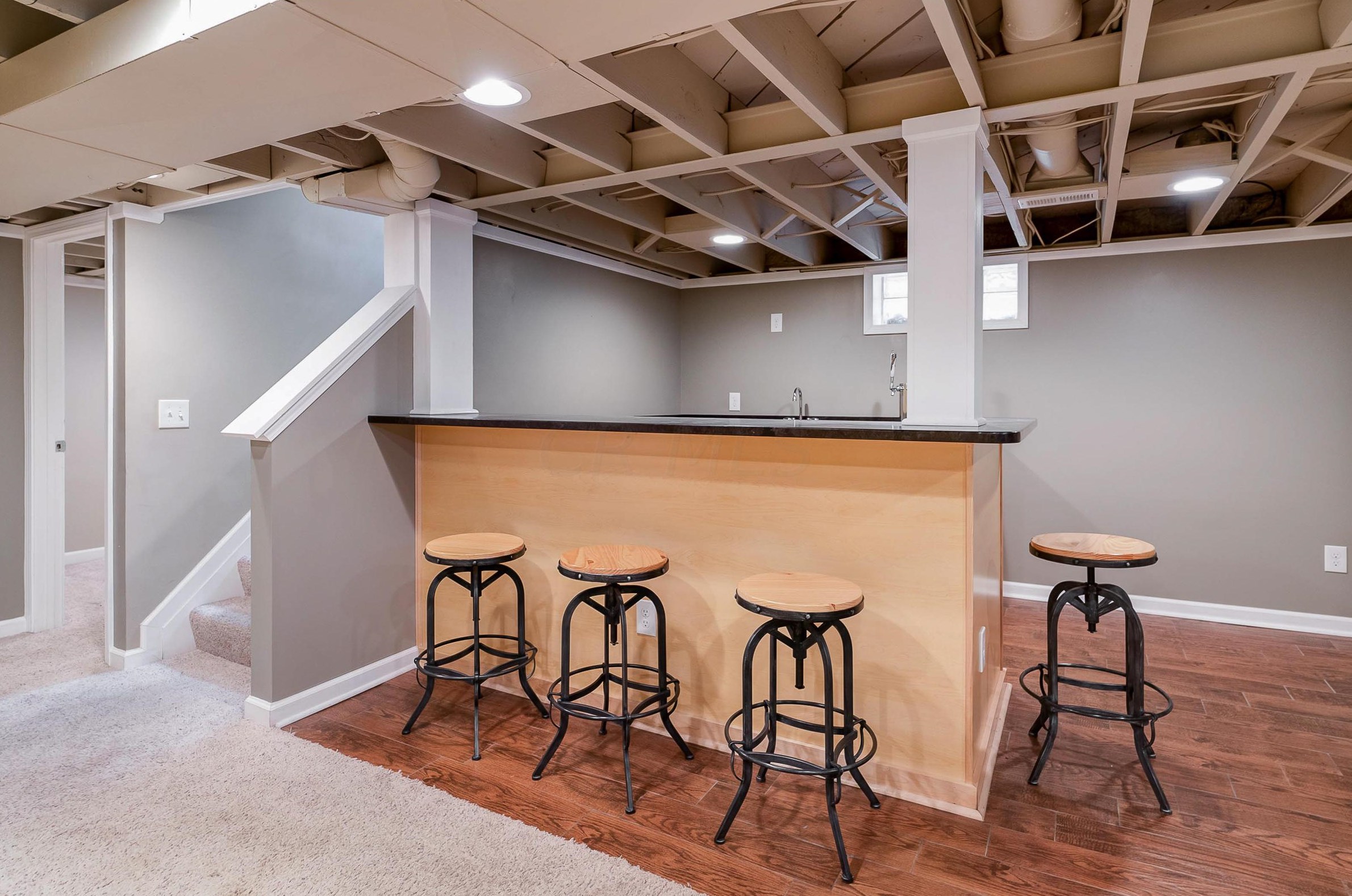 1052 2 Ave, Columbus OH 43201-3761 exterior