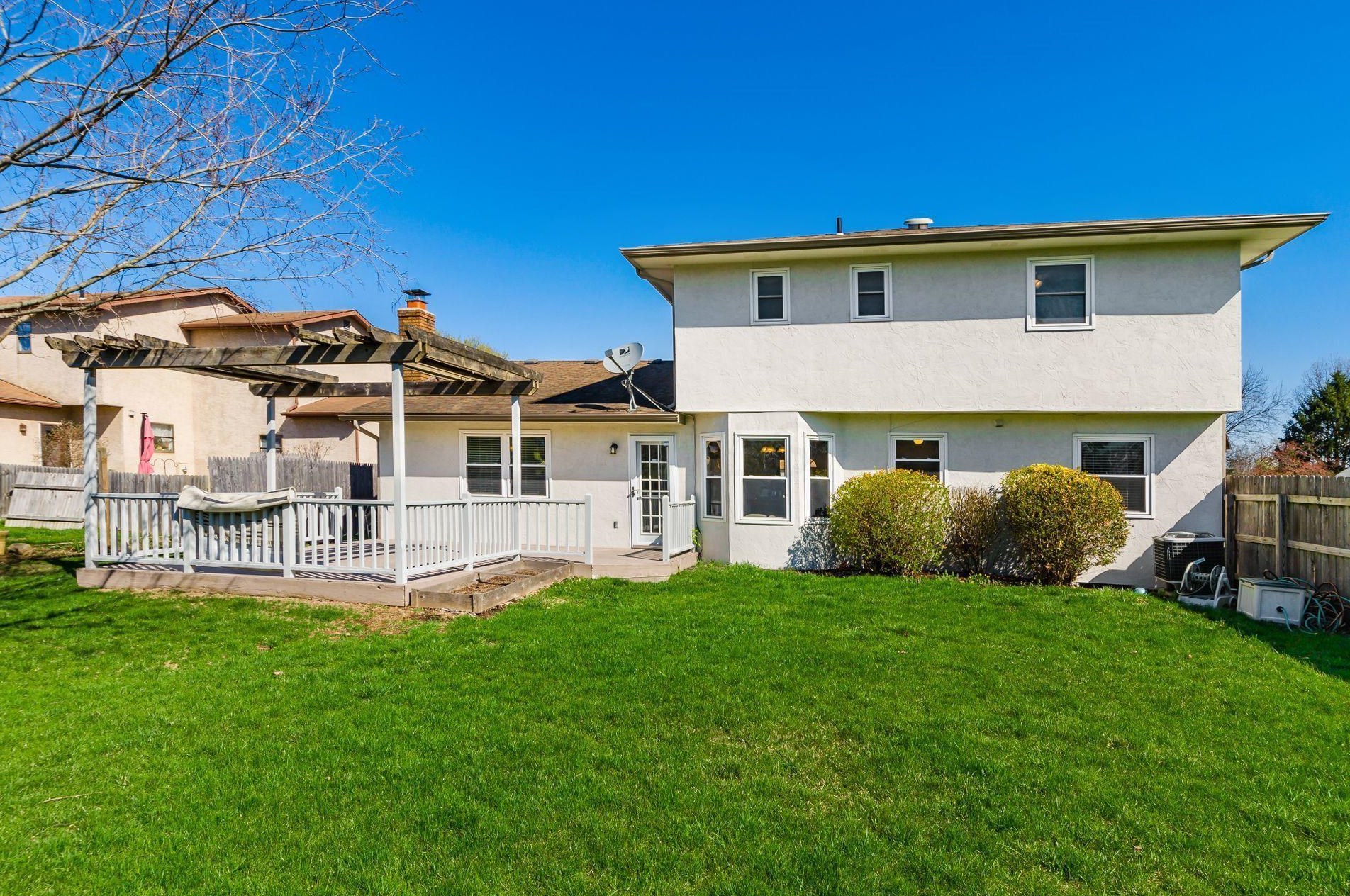 2851 Bella Via Ave, Columbus OH 43231-2305 exterior