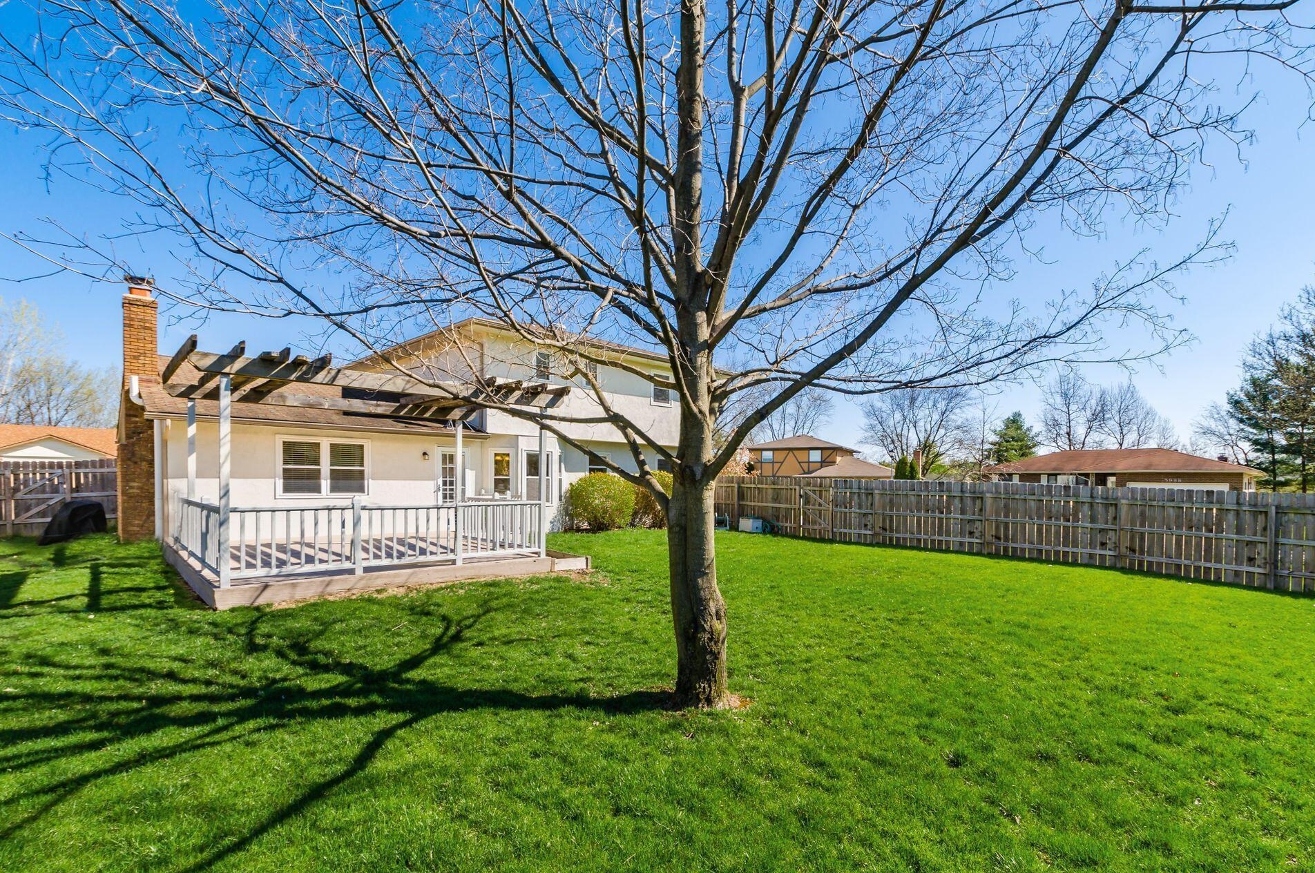 2851 Bella Via Ave, Columbus OH 43231-2305 exterior