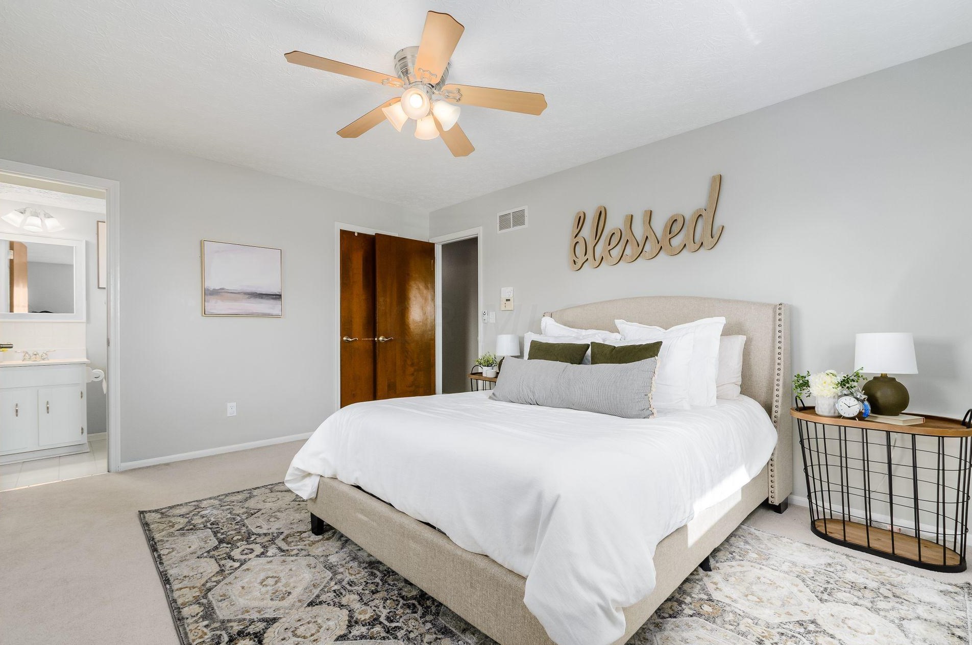 2851 Bella Via Ave, Columbus OH 43231-2305 exterior