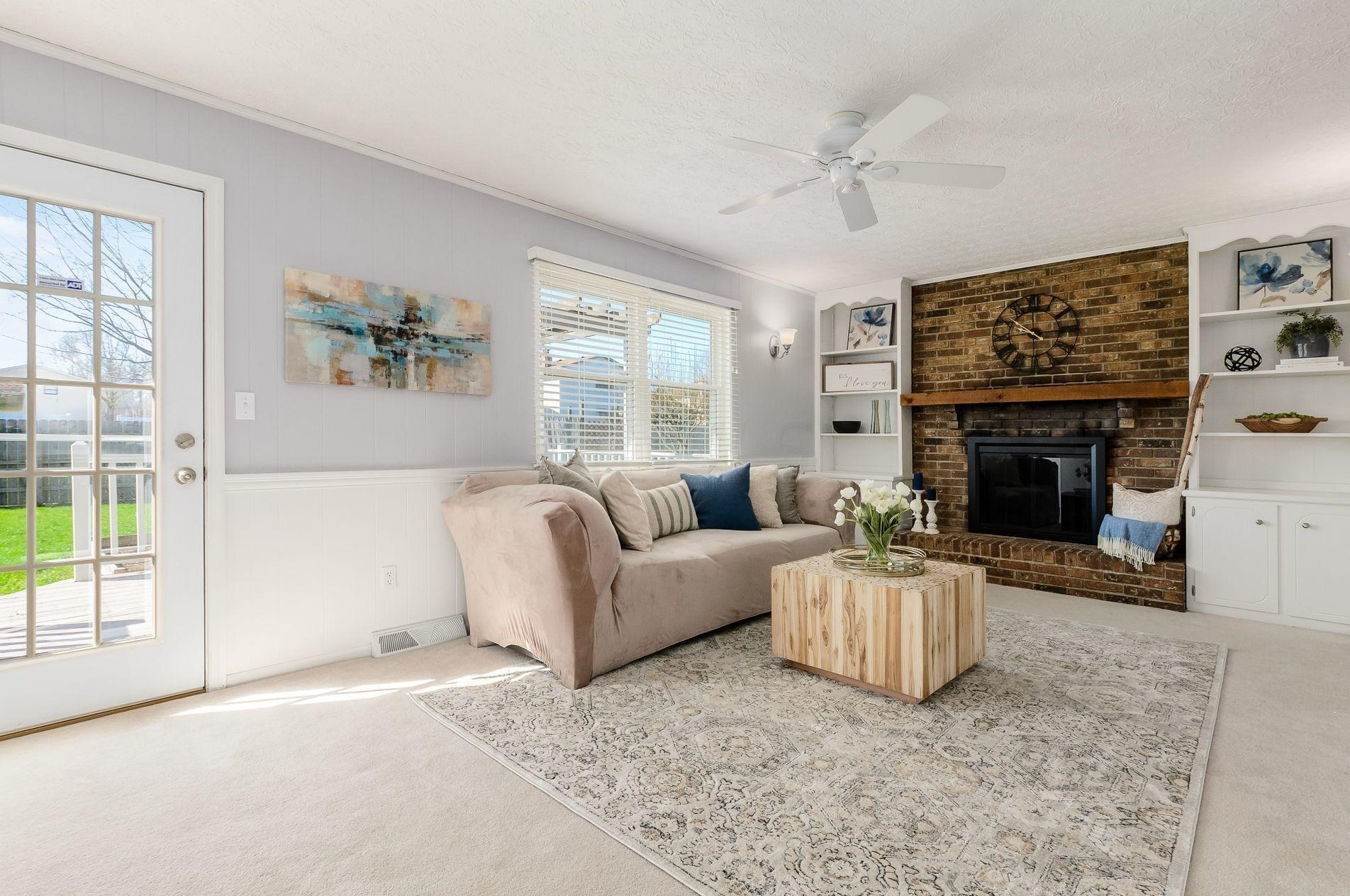 2851 Bella Via Ave, Columbus OH 43231-2305 exterior