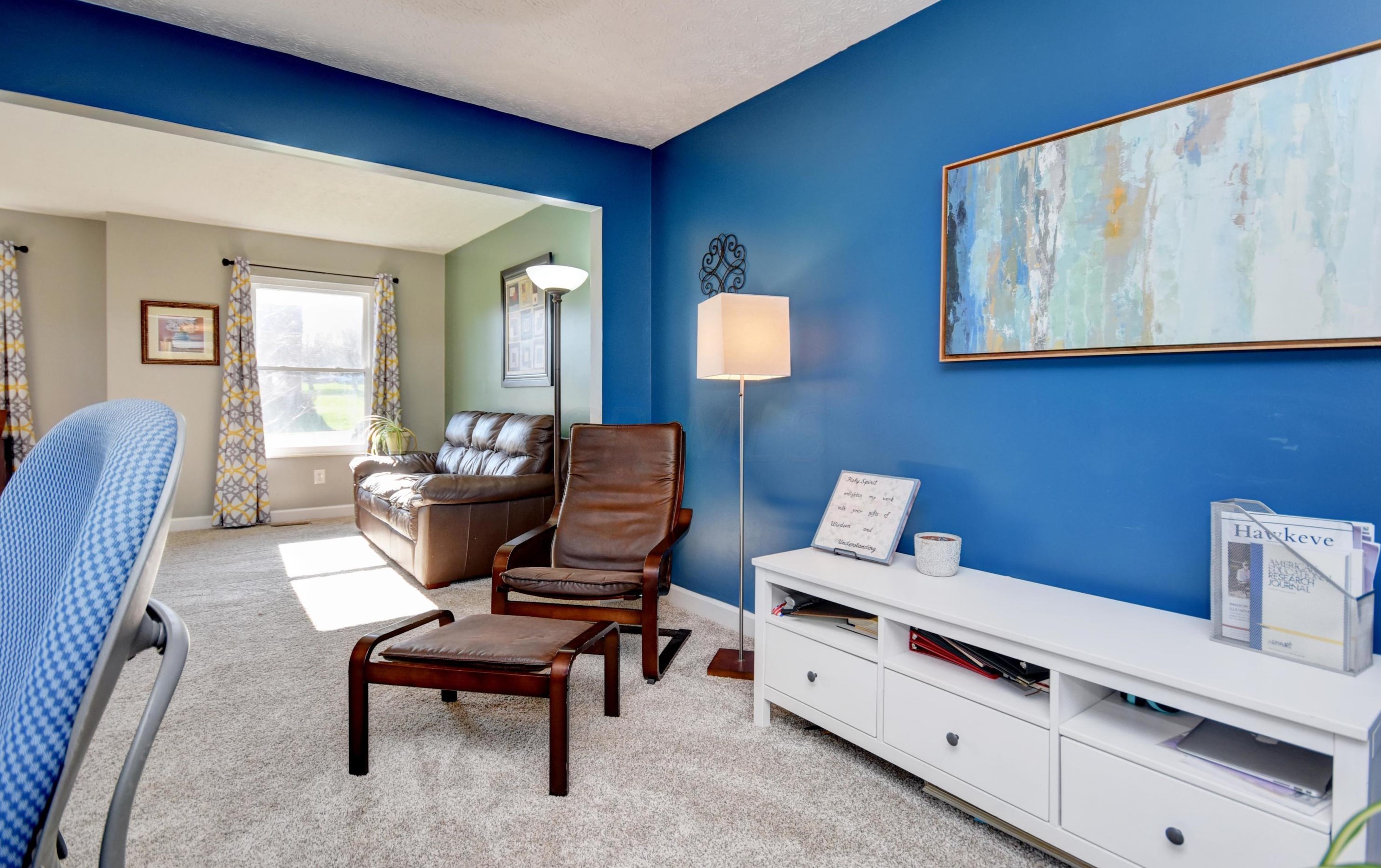 211 Ashley Ct, Columbus OH 43230-6250 exterior