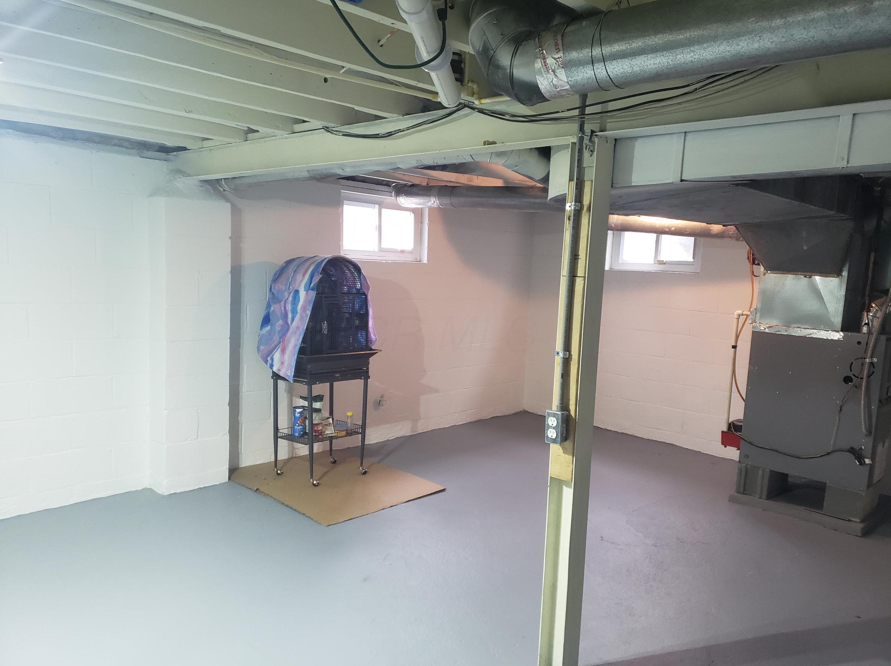 2669 Clime Rd, Columbus OH 43223-3624 exterior