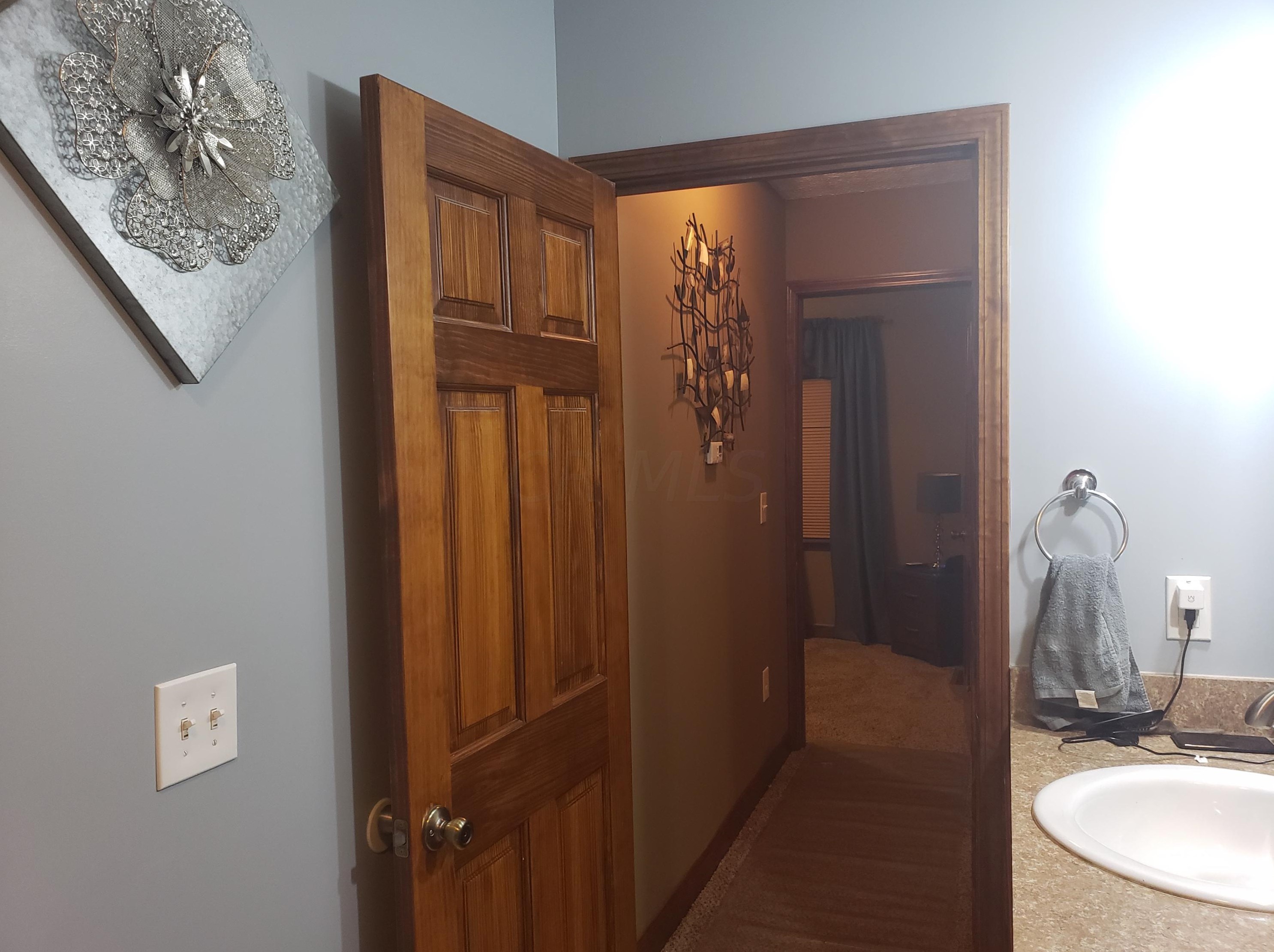 2669 Clime Rd, Columbus OH 43223-3624 exterior