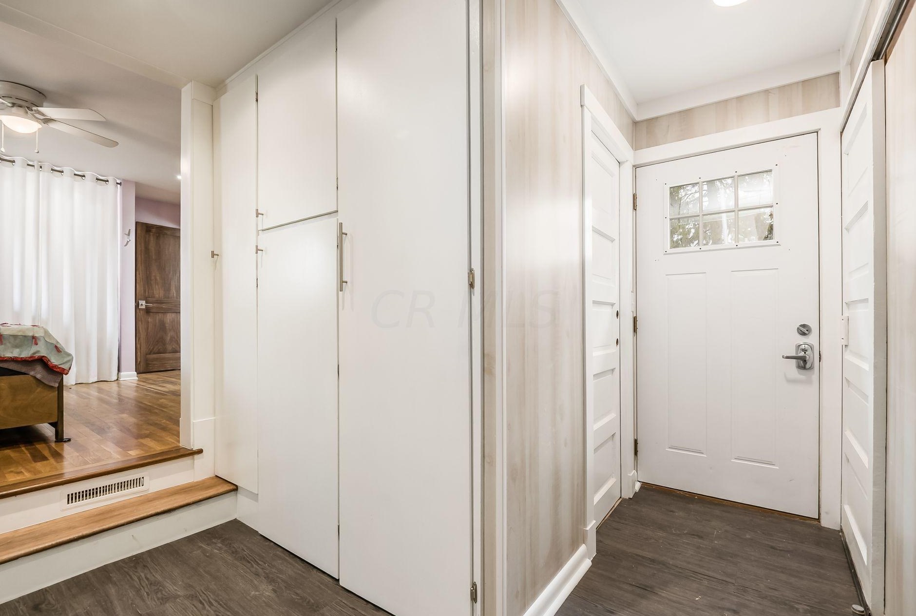 1106 Oberlin Dr, Columbus OH 43221-1630 exterior