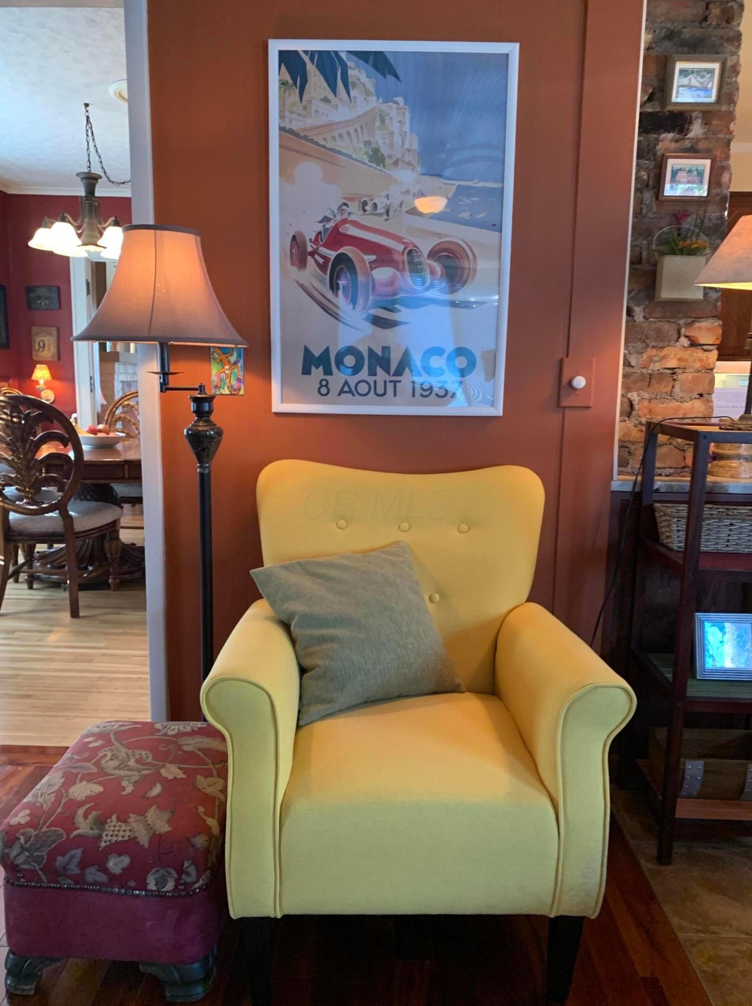 223 Como Ave, Columbus OH 43202-1231 exterior