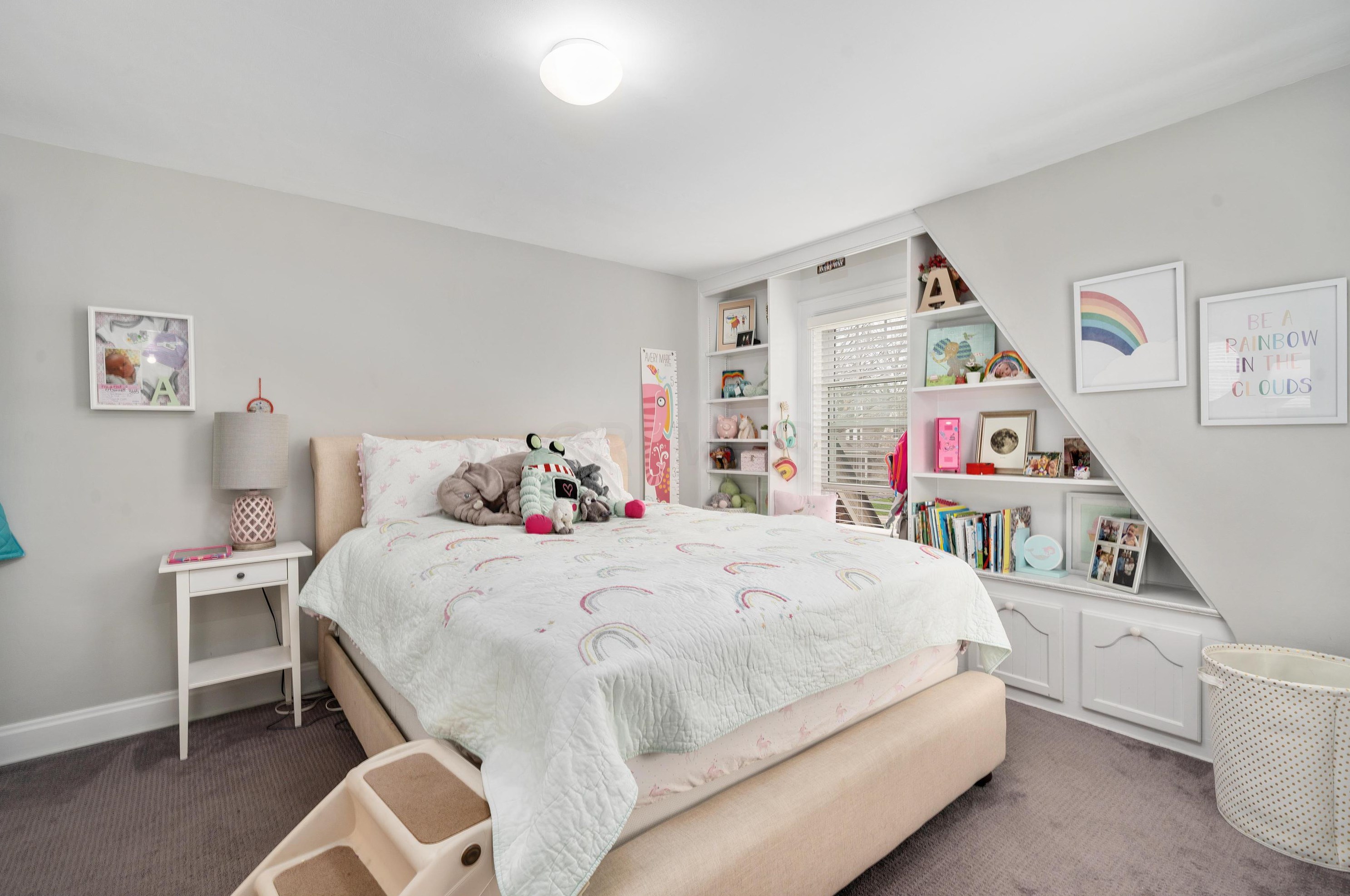 235 Remington Rd, Columbus OH 43209-2461 exterior