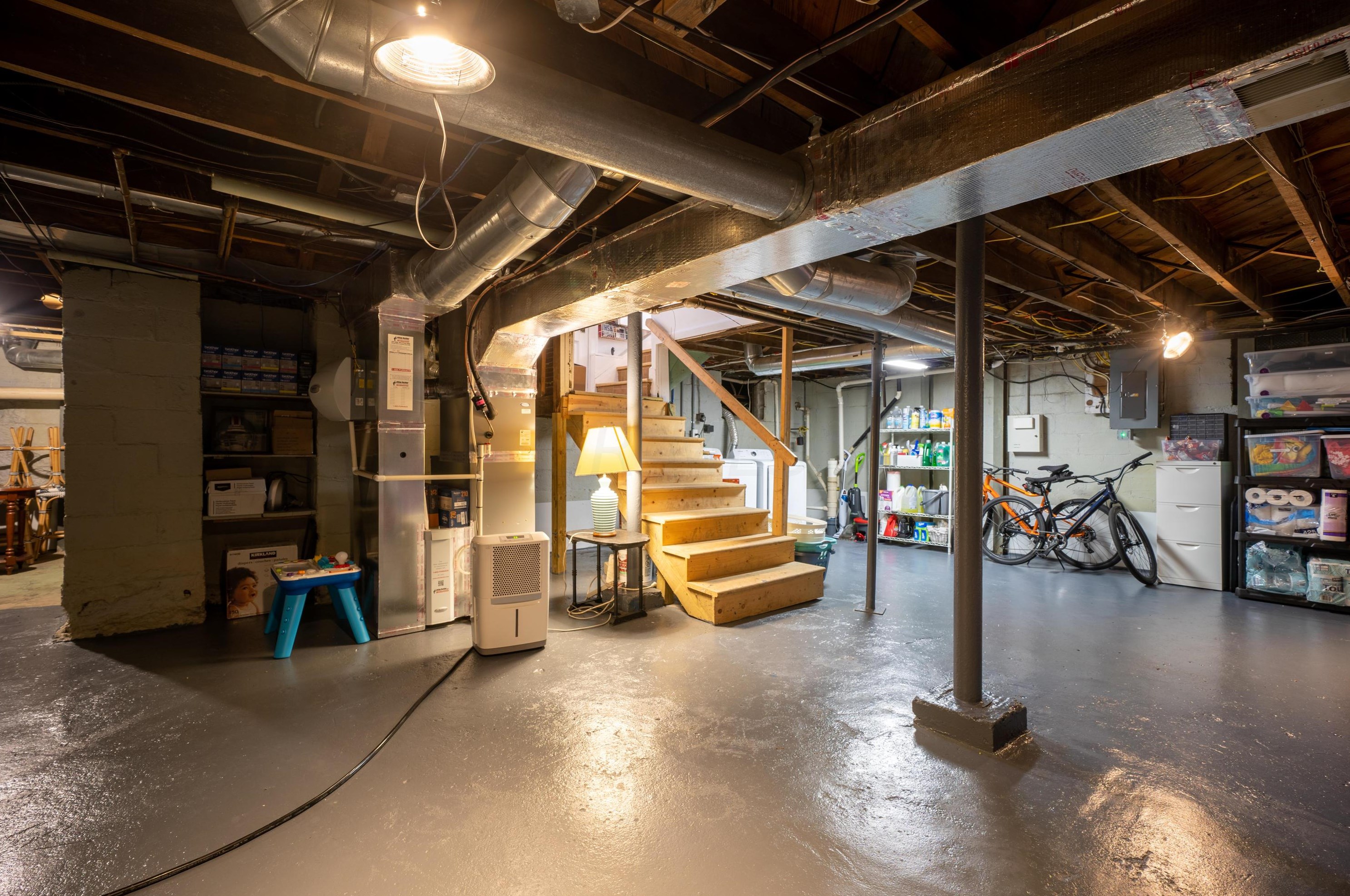 235 Remington Rd, Columbus OH 43209-2461 exterior