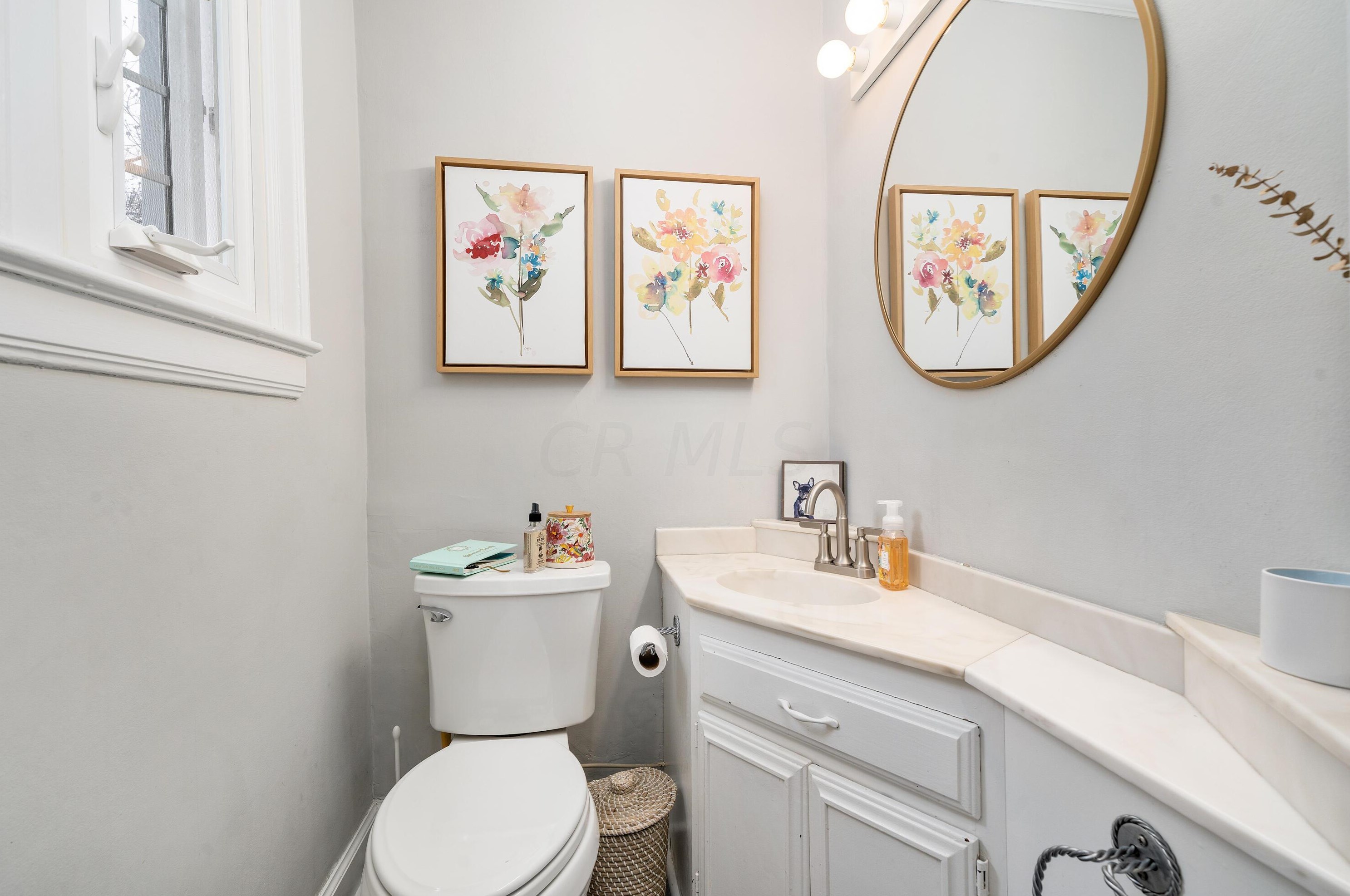 235 Remington Rd, Columbus OH 43209-2461 exterior