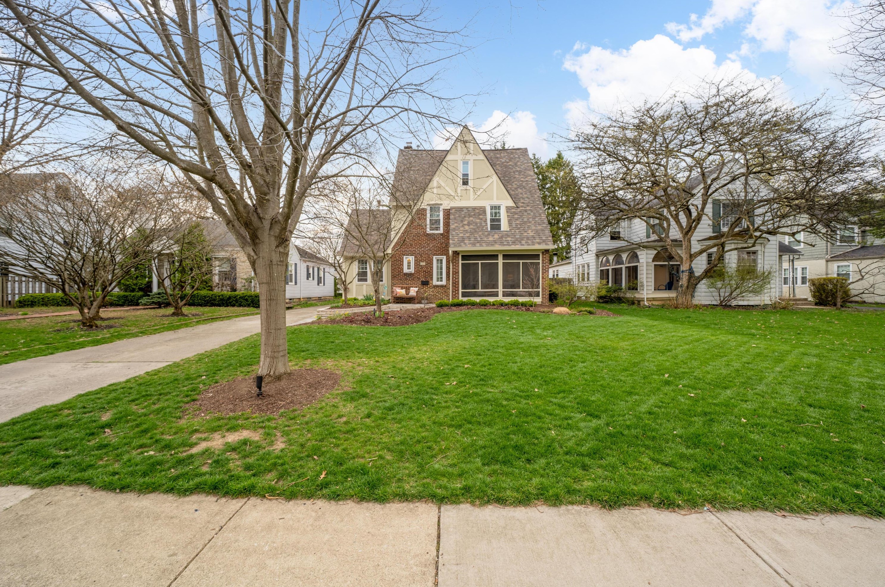 235 Remington Rd, Columbus OH 43209-2461 exterior