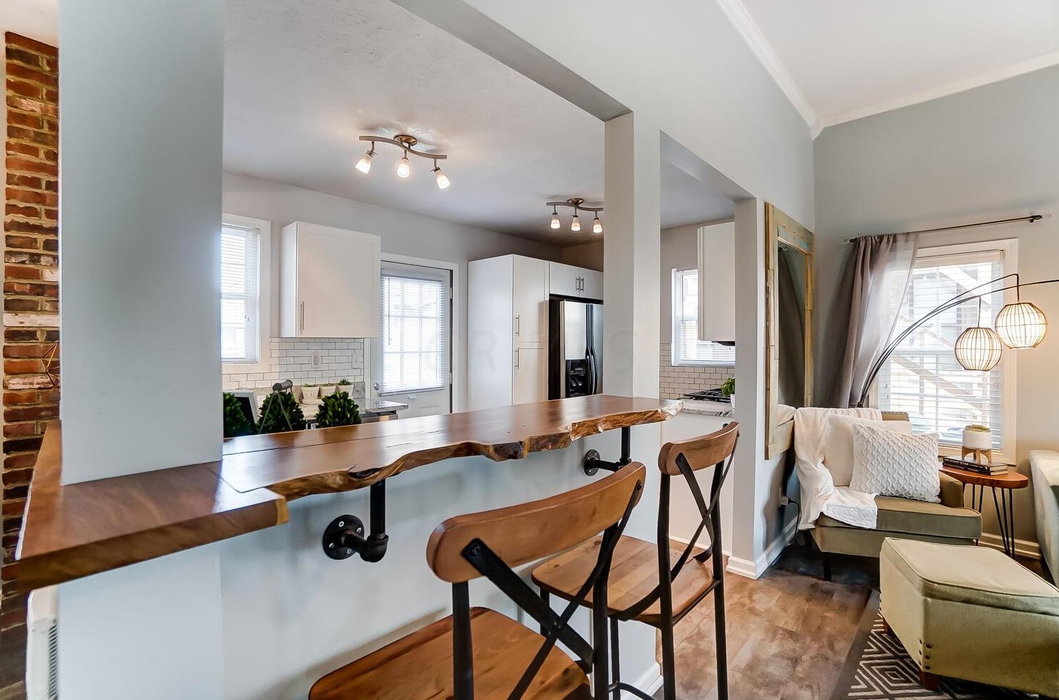 1041 Oregon Ave, Columbus OH 43201-3368 exterior