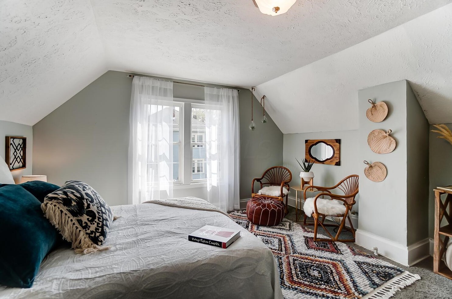 1041 Oregon Ave, Columbus OH 43201-3368 exterior