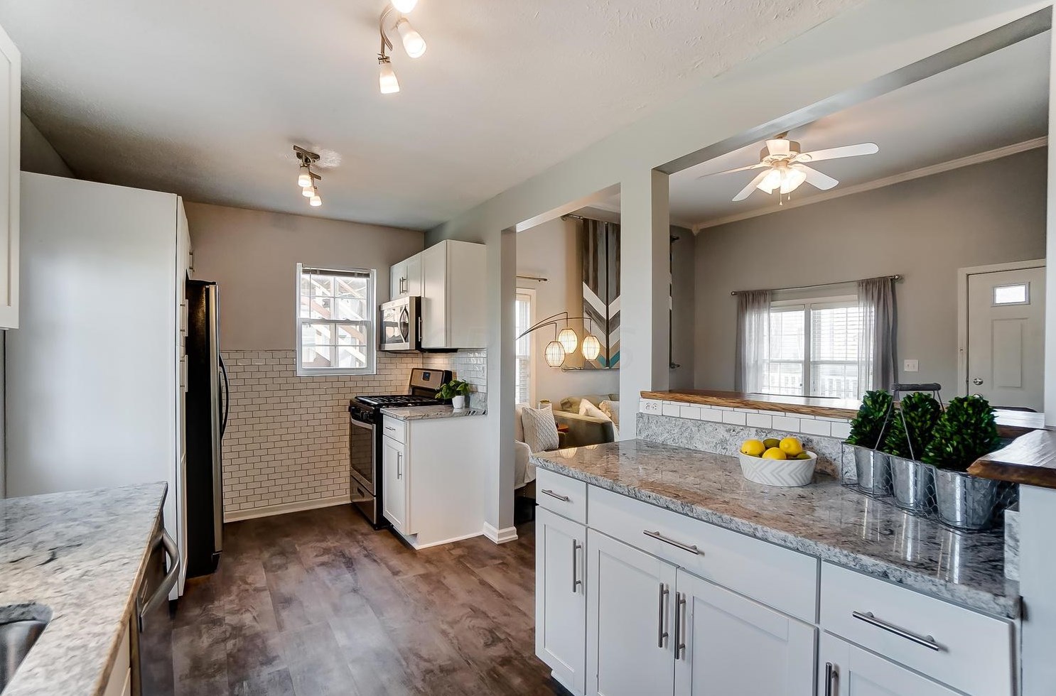 1041 Oregon Ave, Columbus OH 43201-3368 exterior