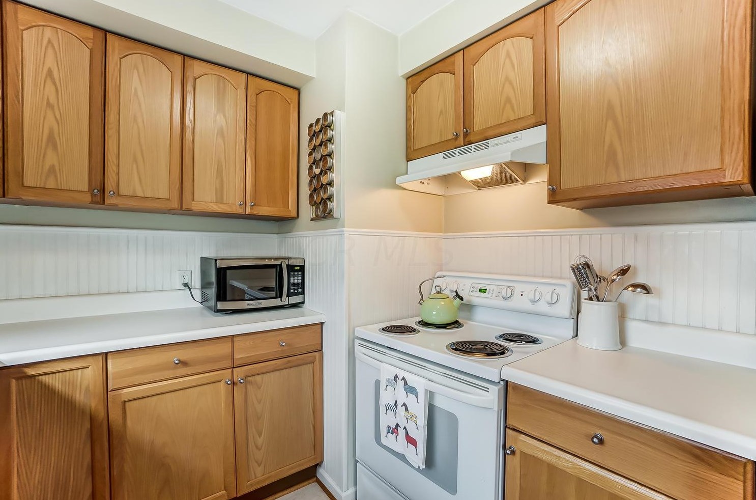 3443 Dresden St, Columbus OH 43224-3442 exterior