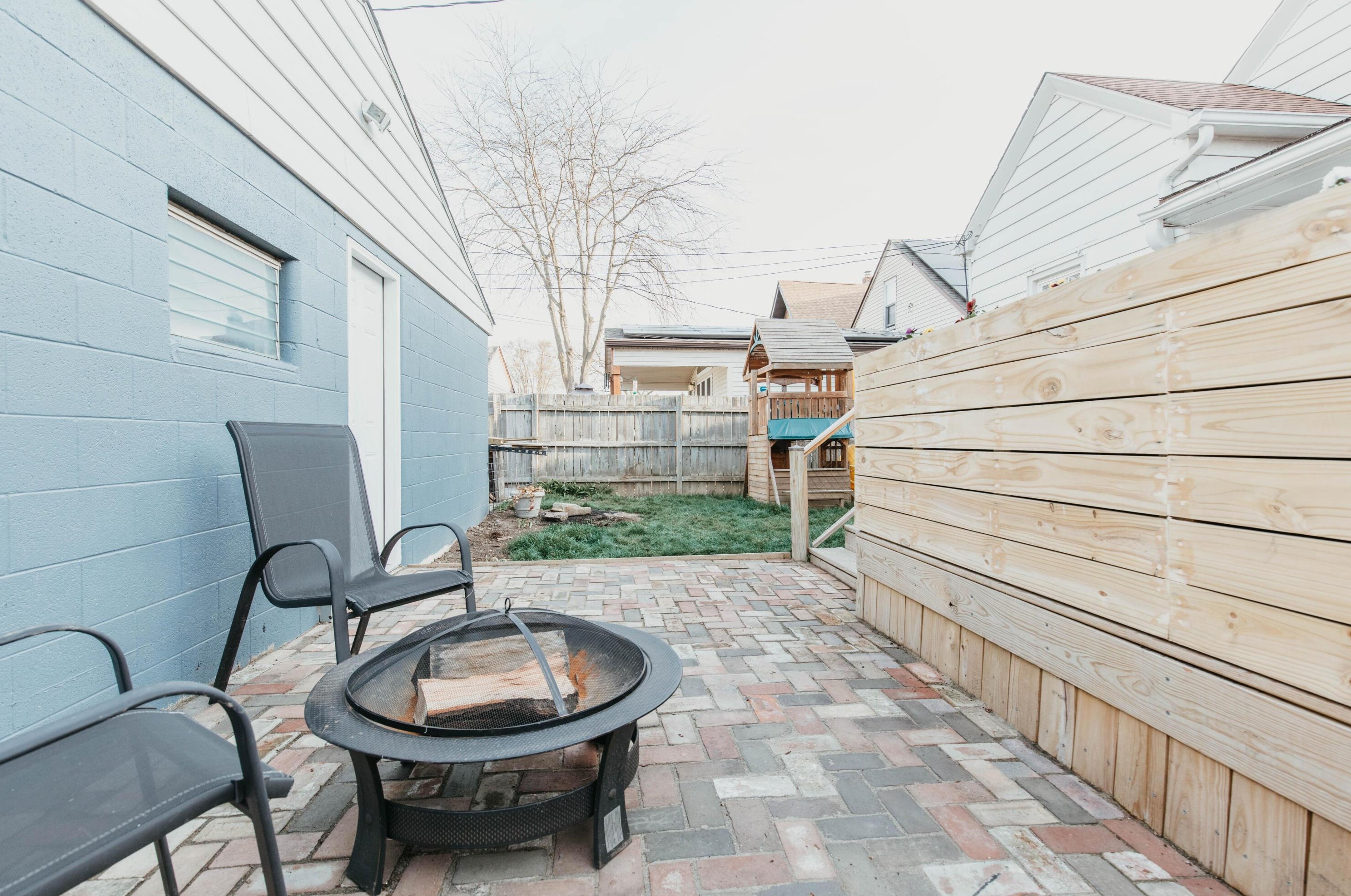 87 Brinker Ave, Columbus OH 43204-1365 exterior