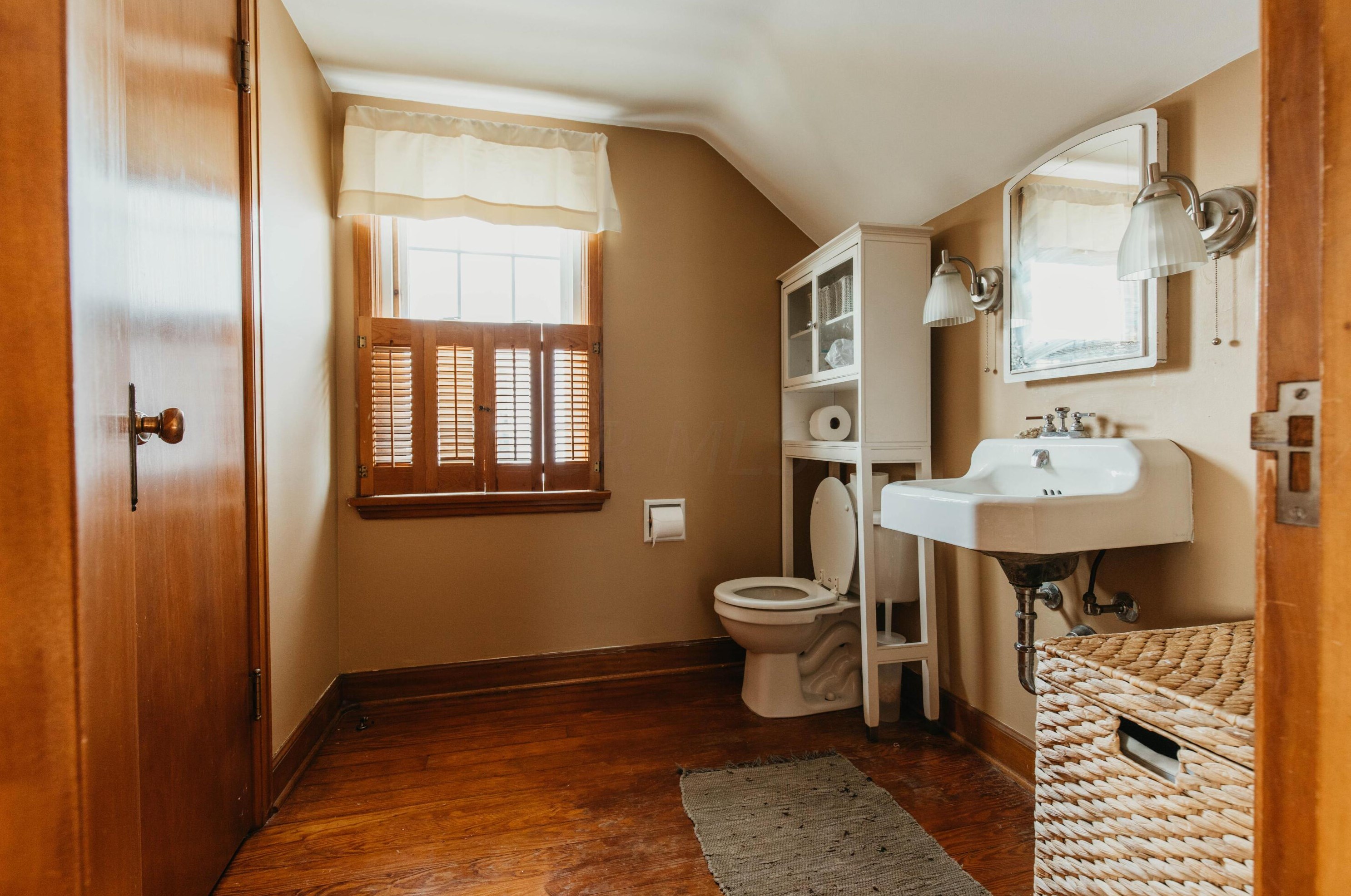 87 Brinker Ave, Columbus OH 43204-1365 exterior