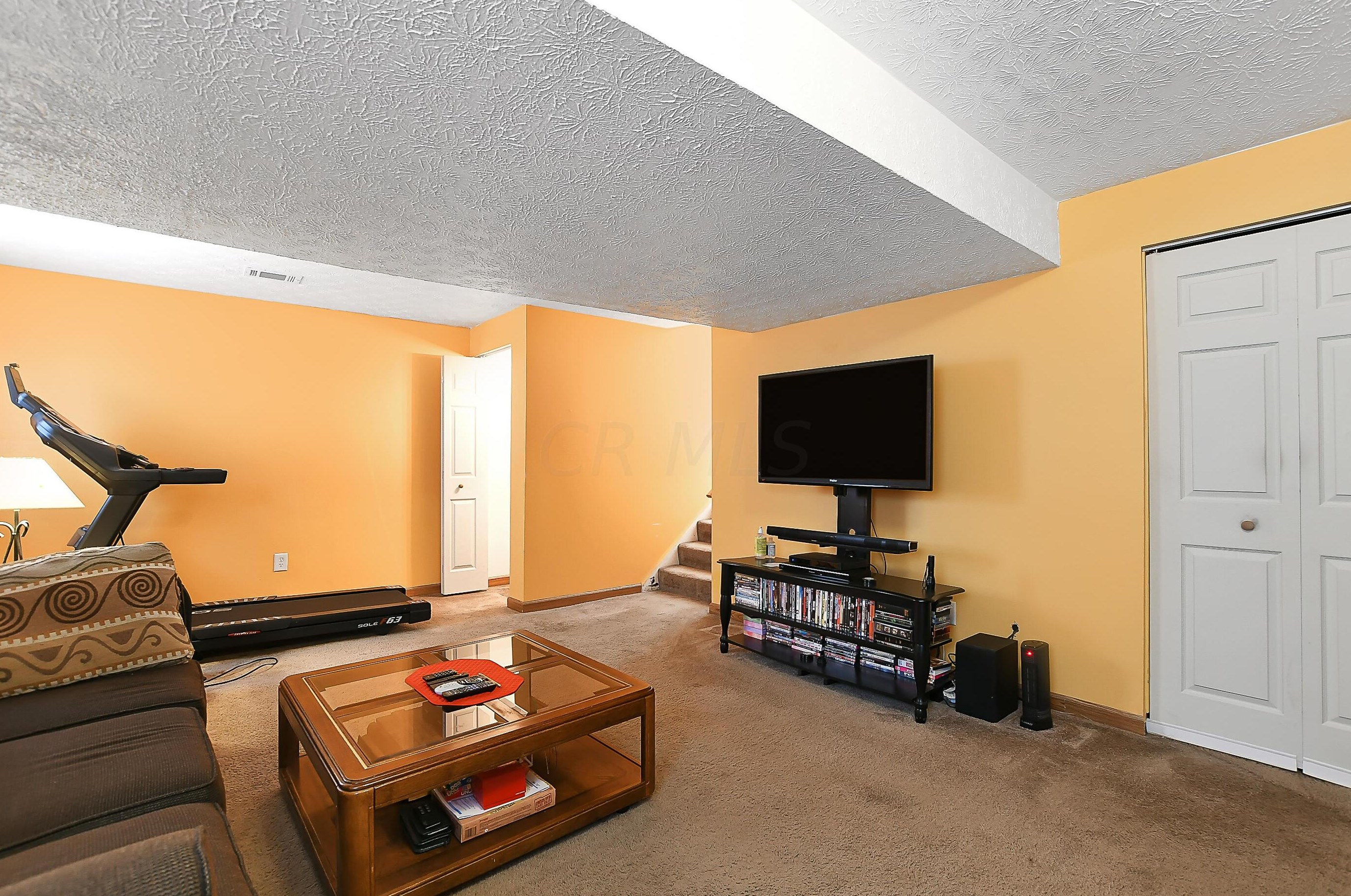 3232 Latonia Rd, Columbus OH 43232-6350 exterior