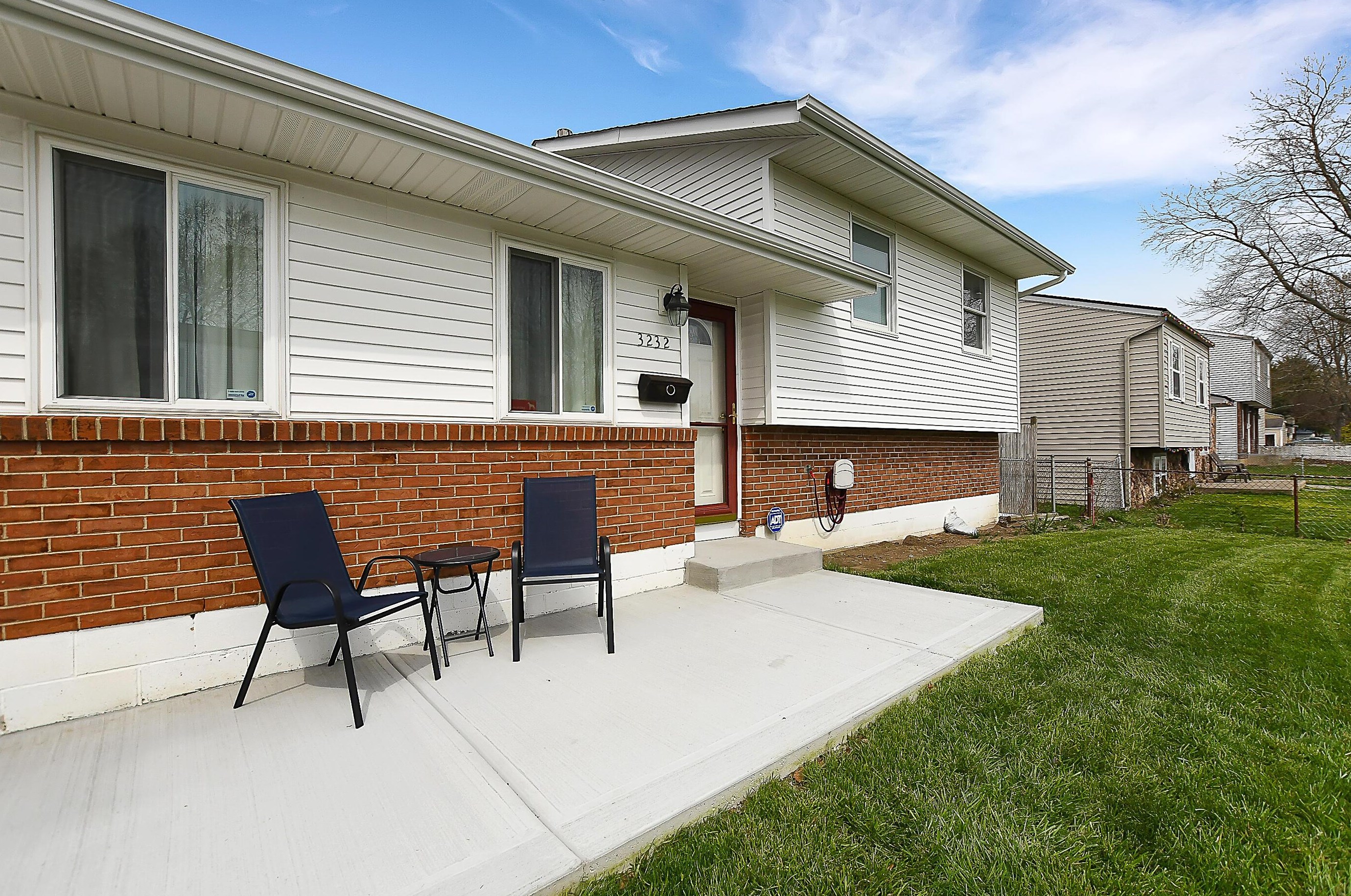 3232 Latonia Rd, Columbus OH 43232-6350 exterior