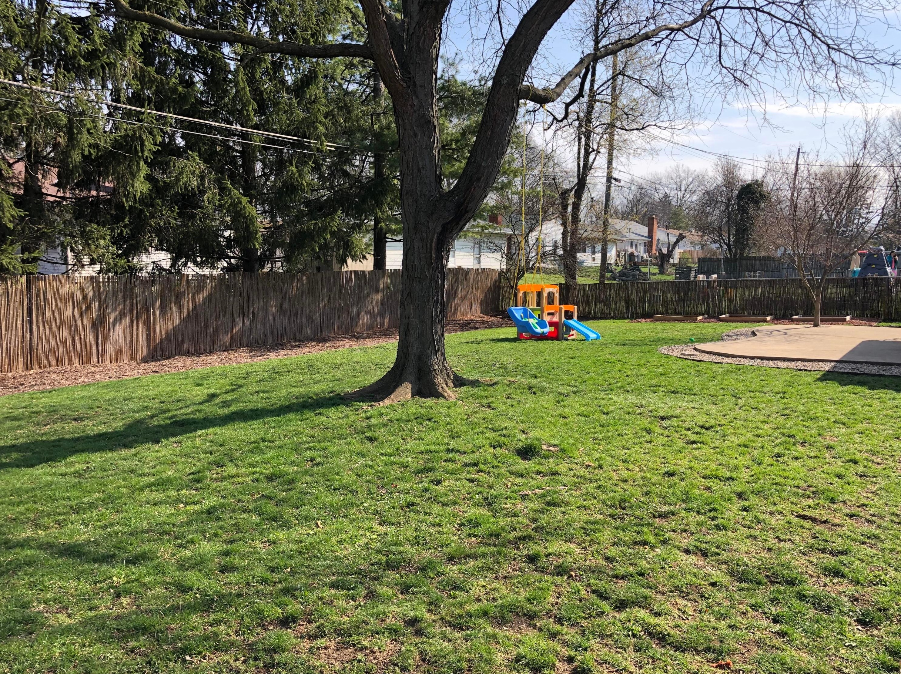 838 Janet Dr, Columbus OH 43224-2638 exterior