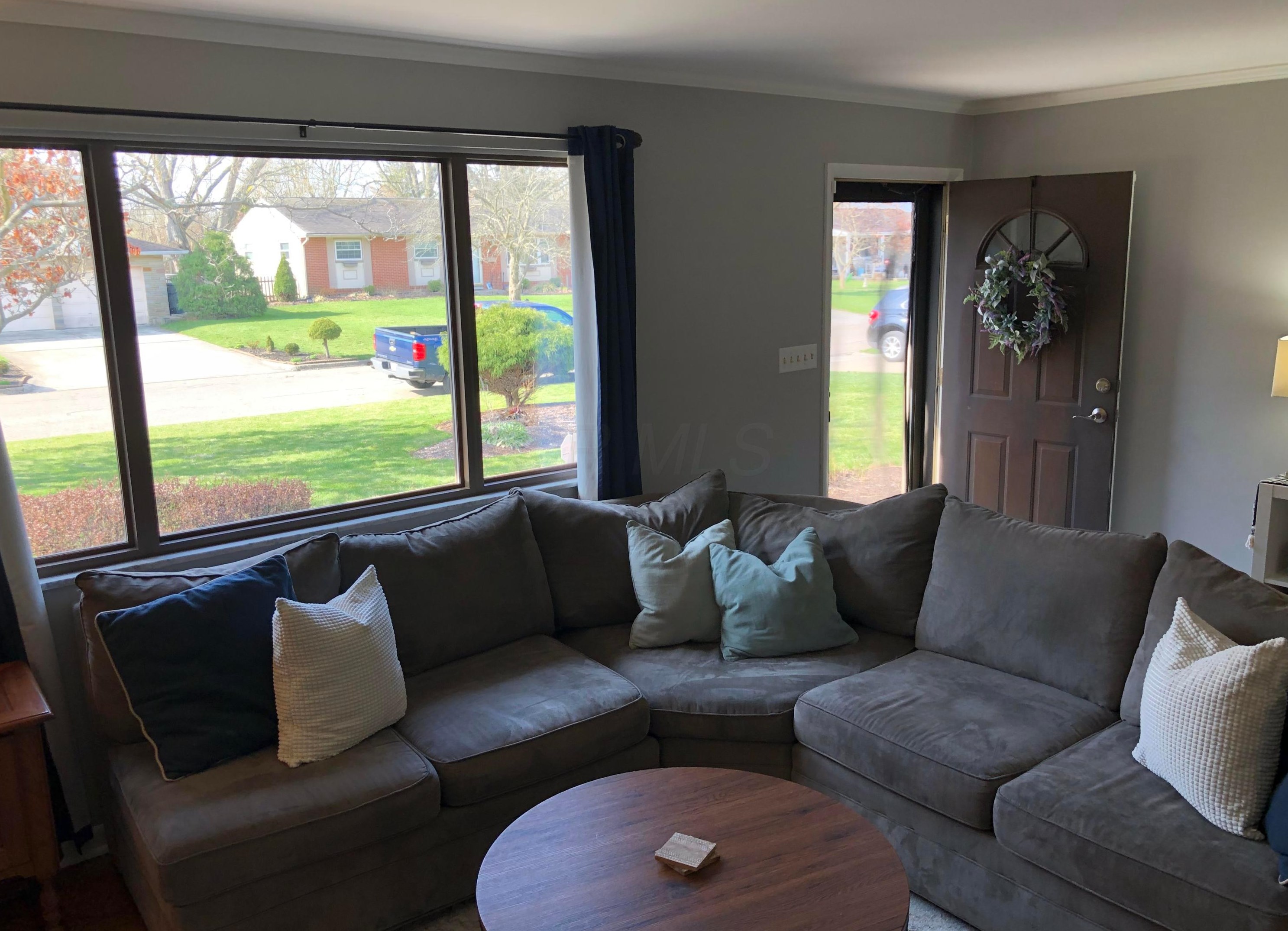 838 Janet Dr, Columbus OH 43224-2638 exterior