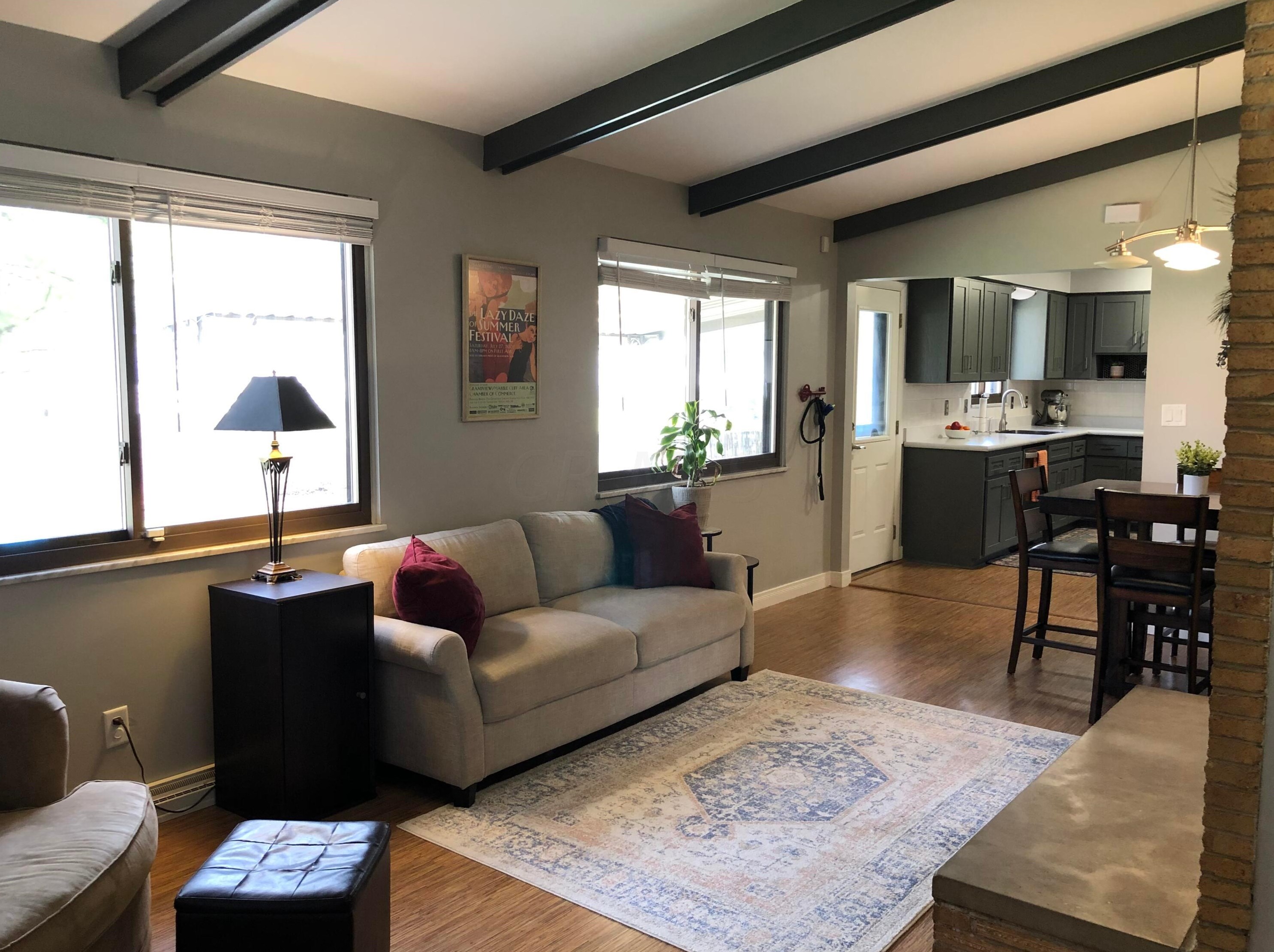 838 Janet Dr, Columbus OH 43224-2638 exterior