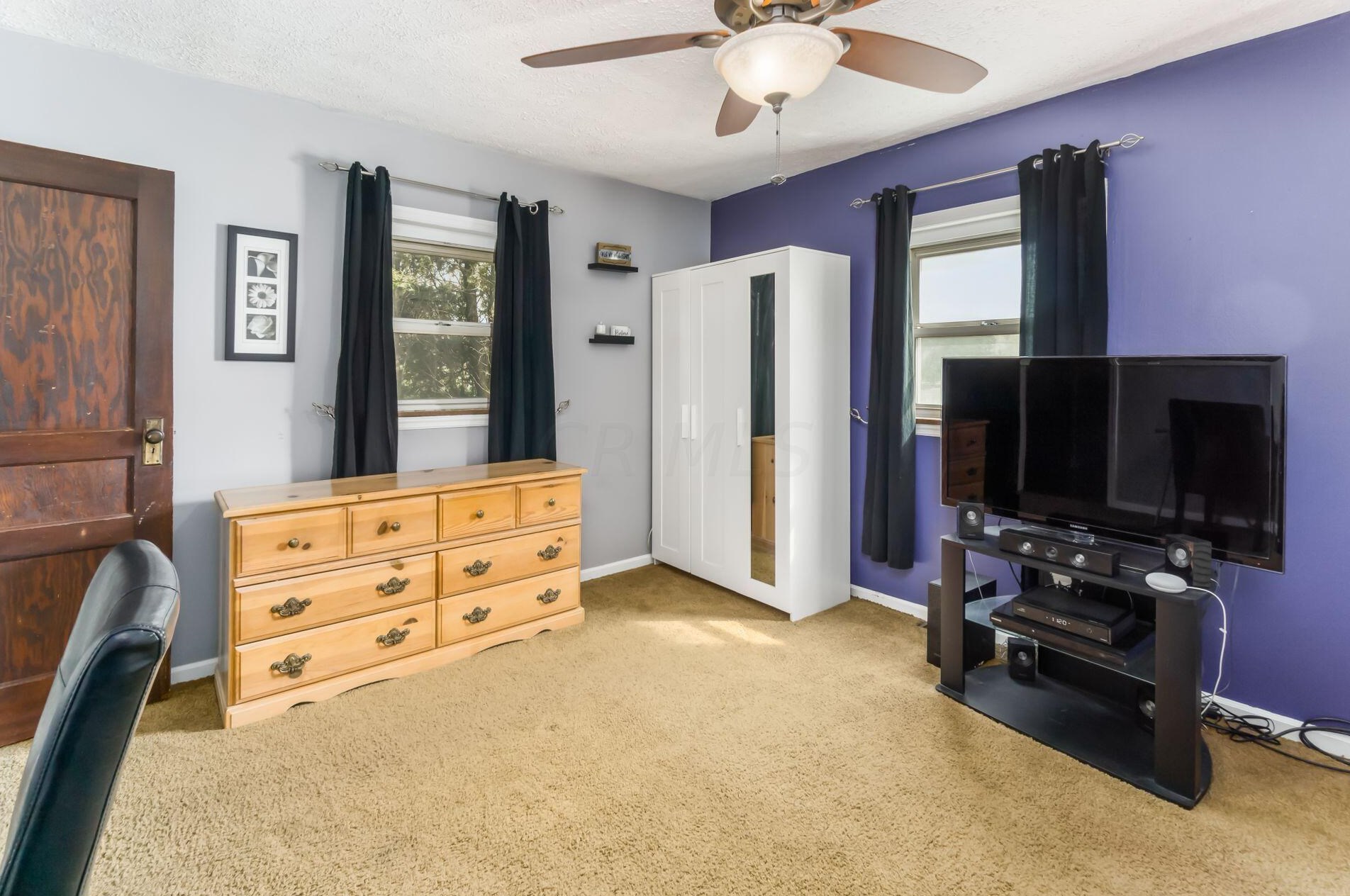 947 Hart Rd, Columbus OH 43223-3326 exterior