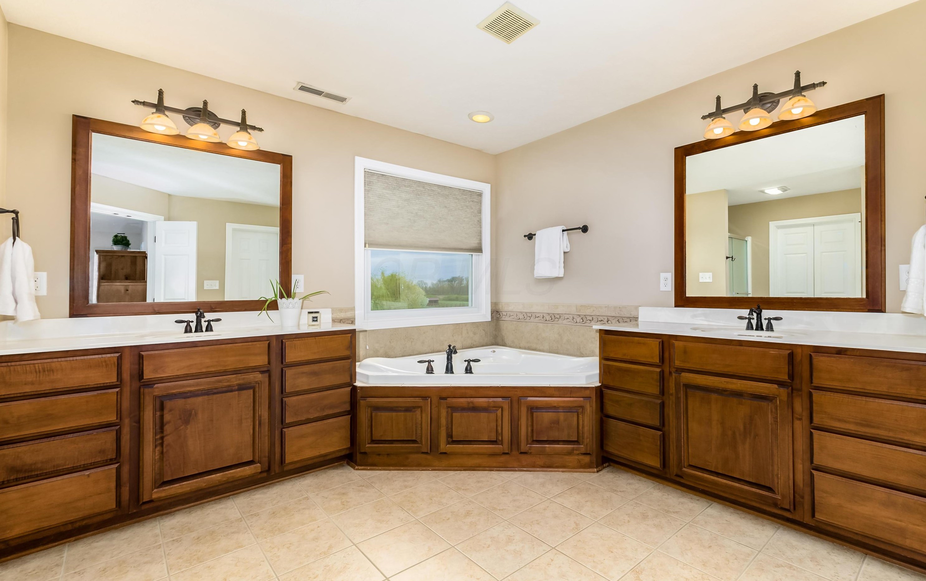 1176 Dale Ford Rd, Delaware OH  43015-8328 exterior