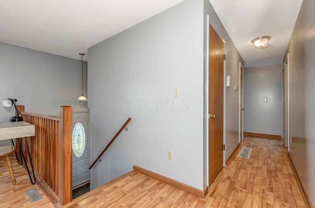 5023 Albany Dr, Columbus OH 43232-6229 exterior