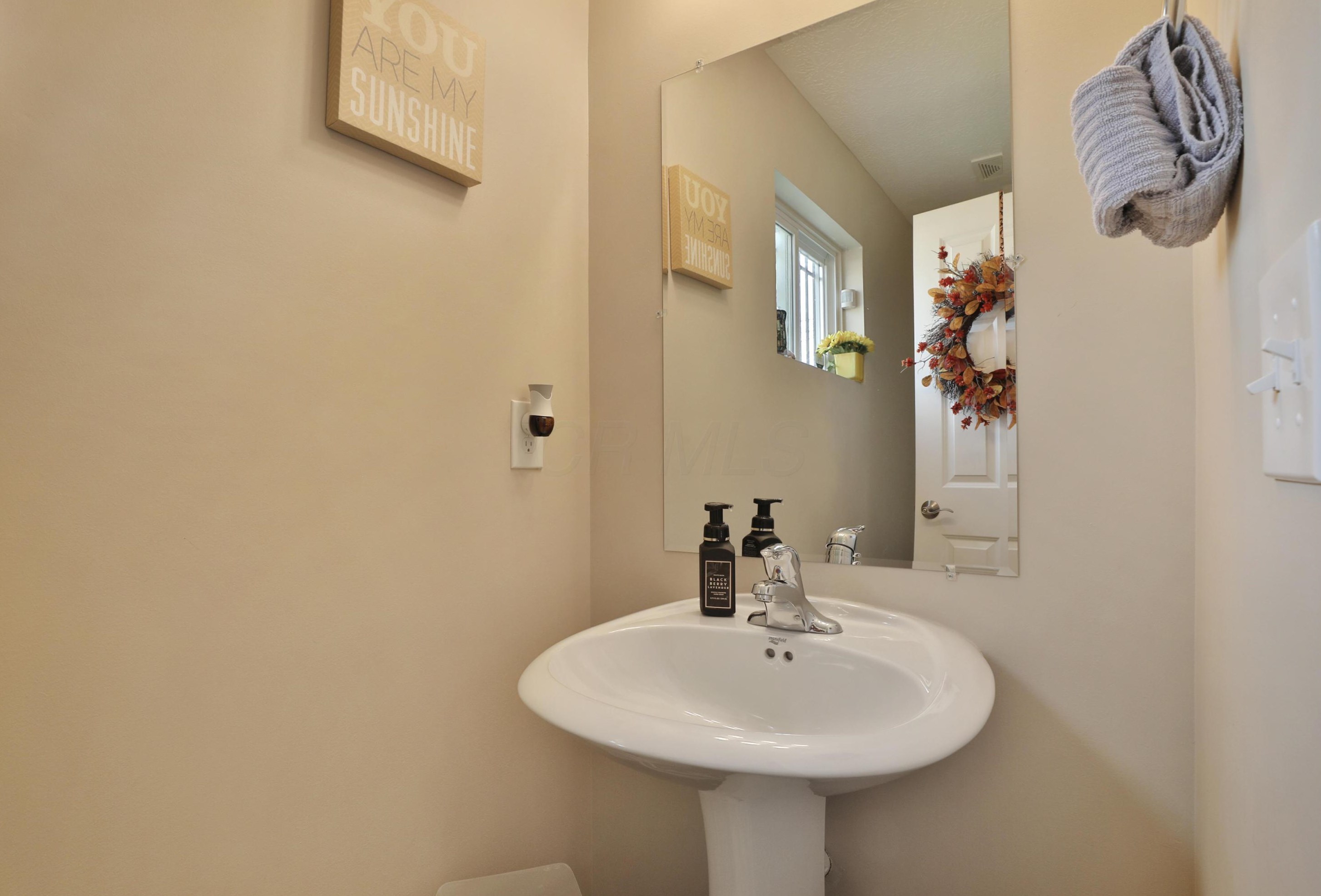 893 Heyl Ave, Columbus OH 43206-2485 exterior