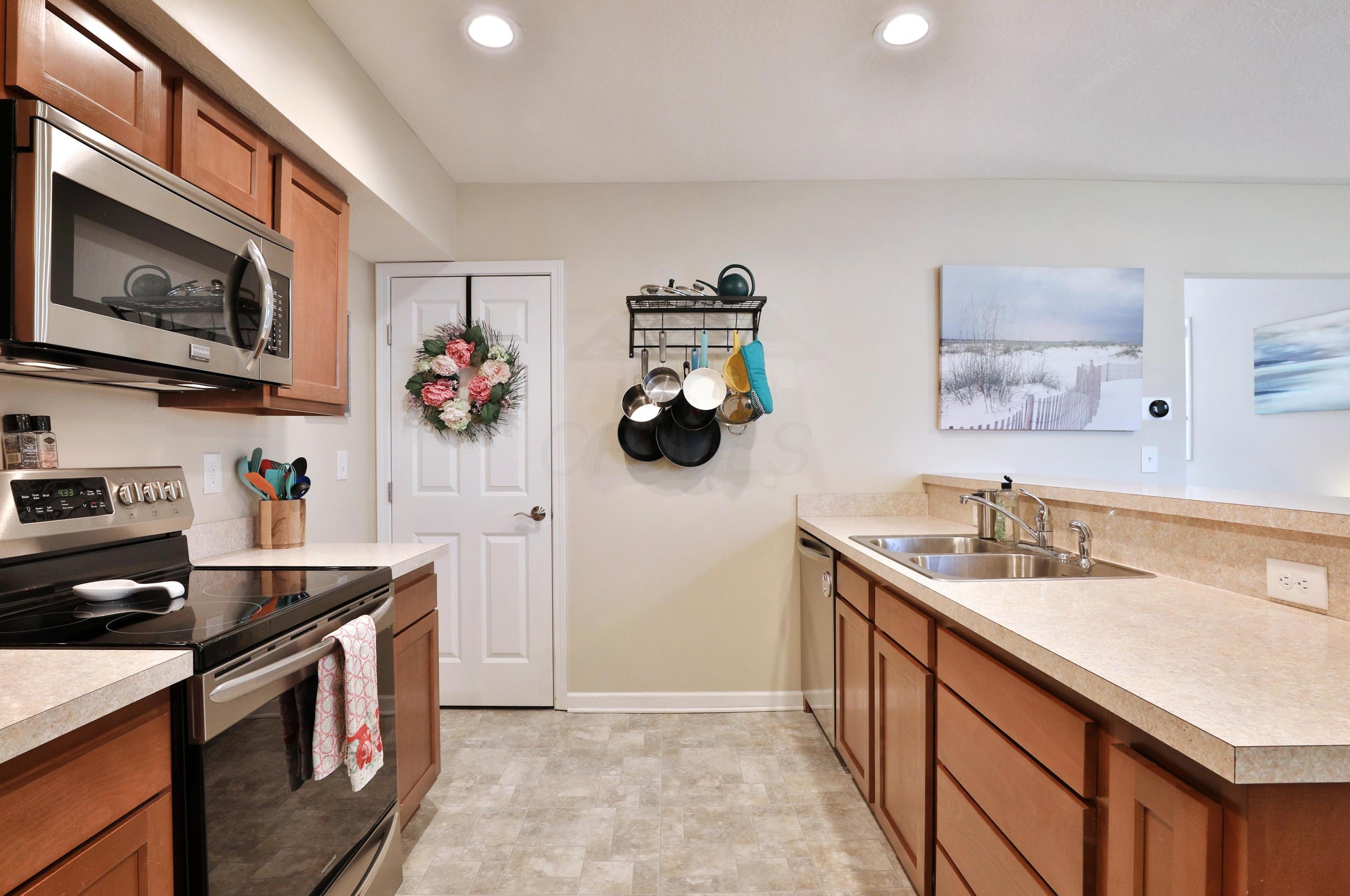 893 Heyl Ave, Columbus OH 43206-2485 exterior