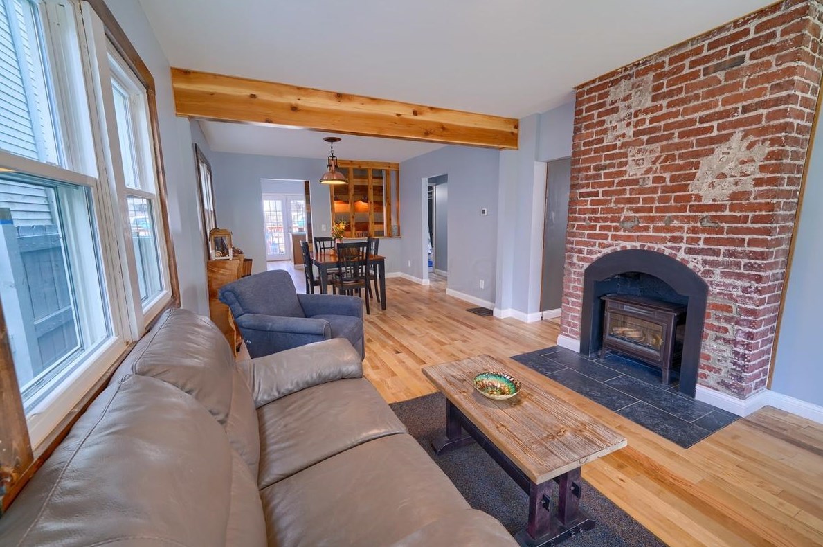 1438 Atcheson St, Columbus OH  43203-1121 exterior