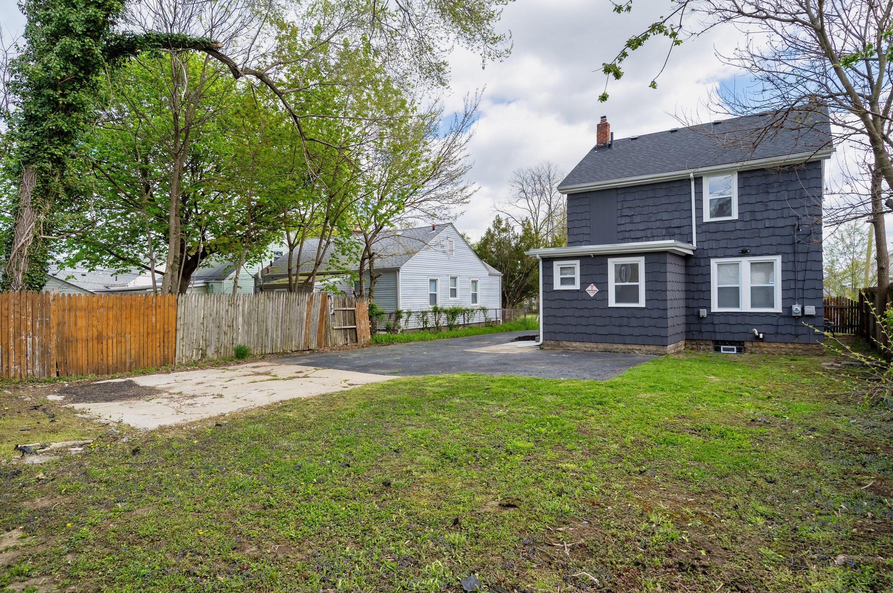 1109 Ellsworth Ave, Columbus OH  43206-1713 exterior